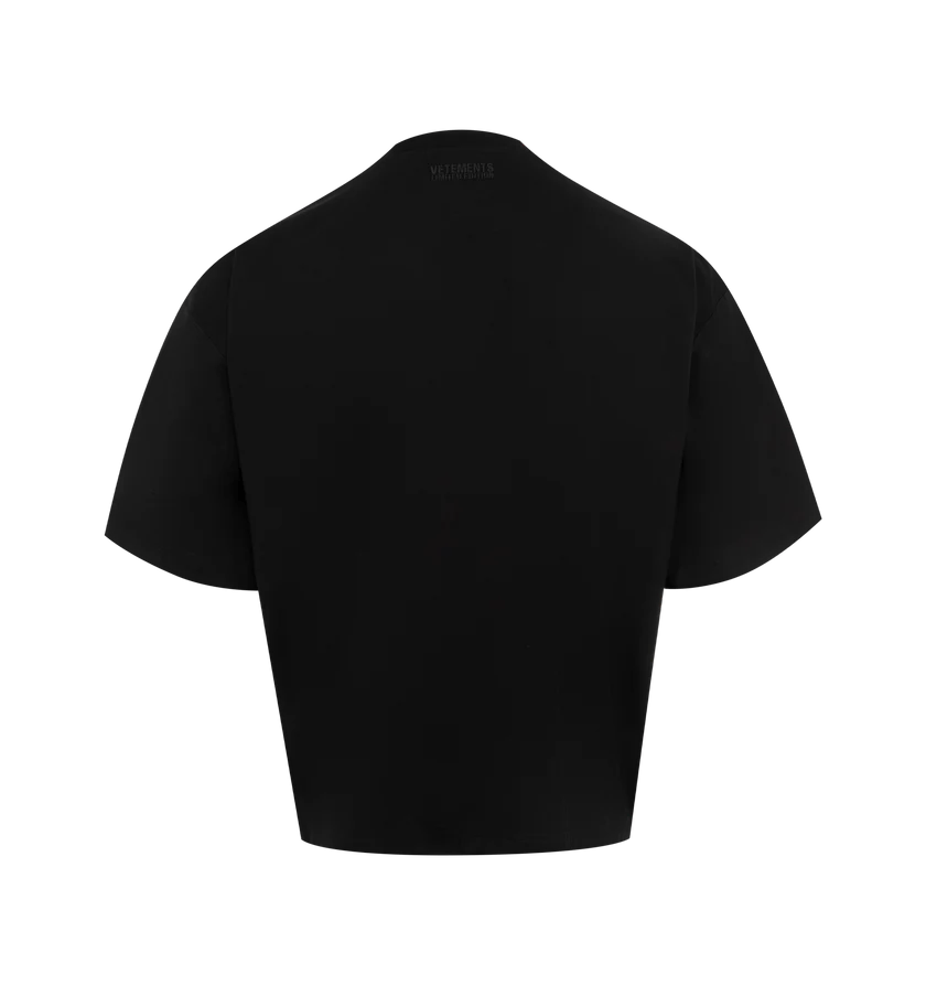 o1h1sh10525 Logo Cropped Boxy T-Shirt in Black