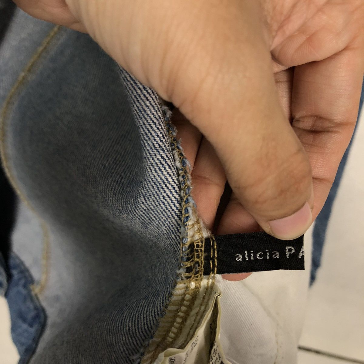 Japanese Brand 🔥Distressed Denim Trucker Jacket Pageboy Japan Made Size US M / EU 48-50 / 2 - 18 Thumbnail