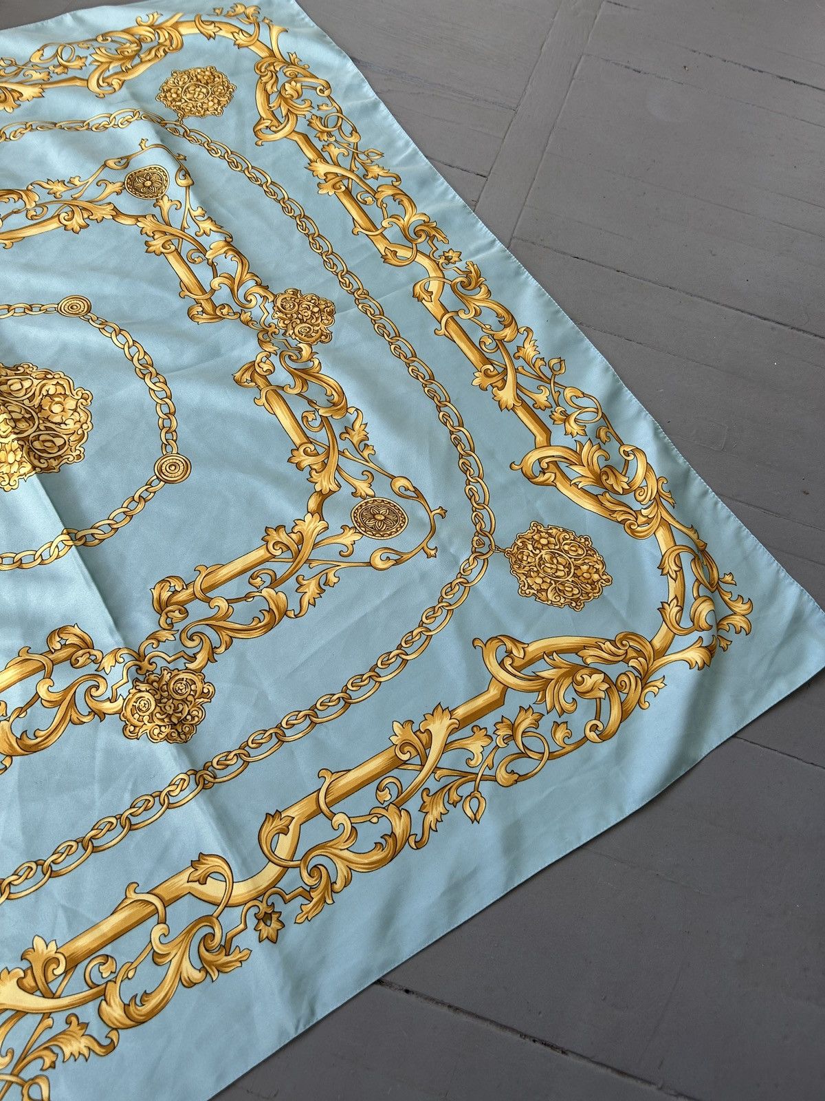 Vintage Vintage silk scarf Size ONE SIZE - 3 Thumbnail