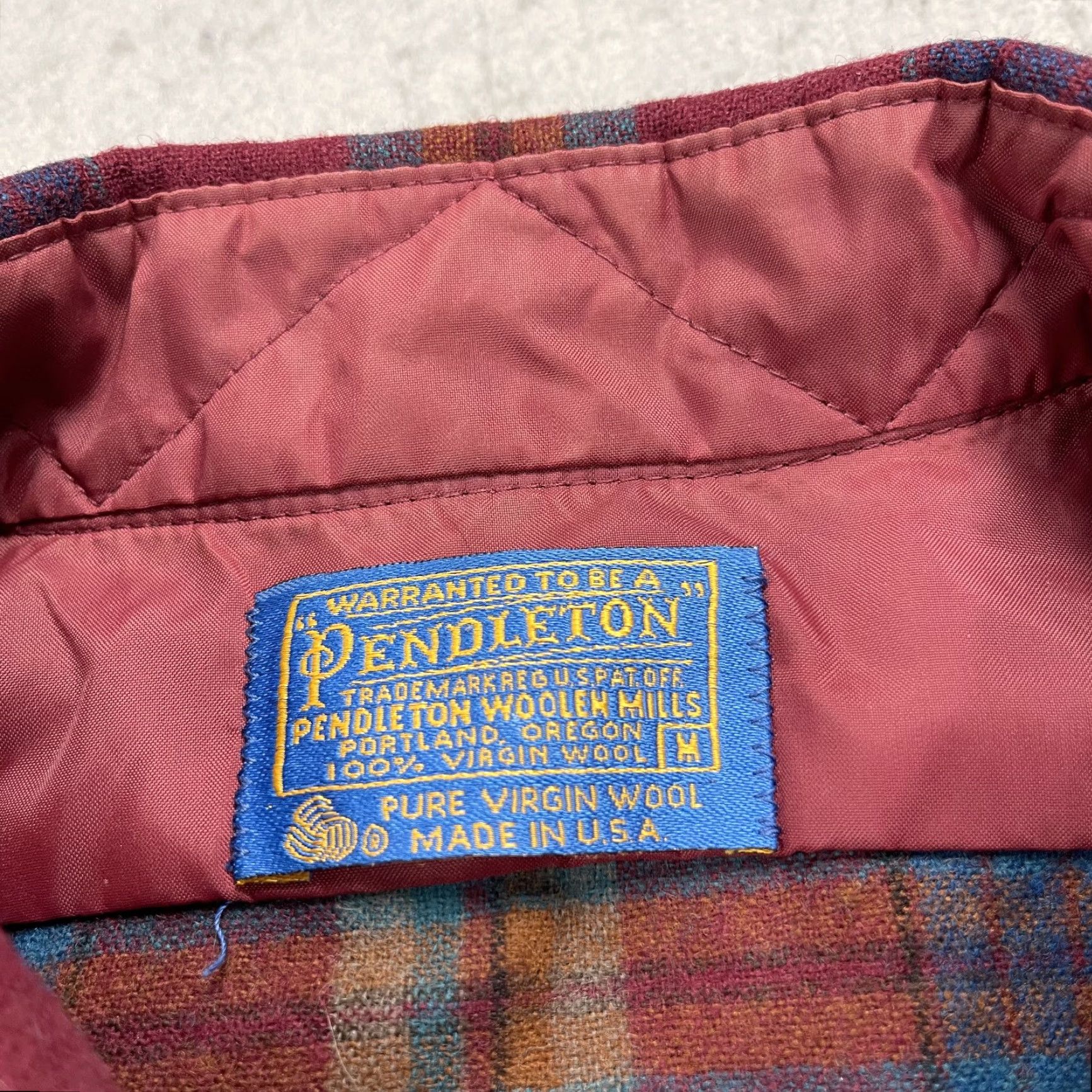 Pendleton VINTAGE Pendleton Shirt Mens M Red Plaid Wool Flannel Button-Up 70s USA 100% Virgin Wool Pockets Long Sleeve Button-Up Mens Size US M / EU 48-50 / 2 - 4 Thumbnail