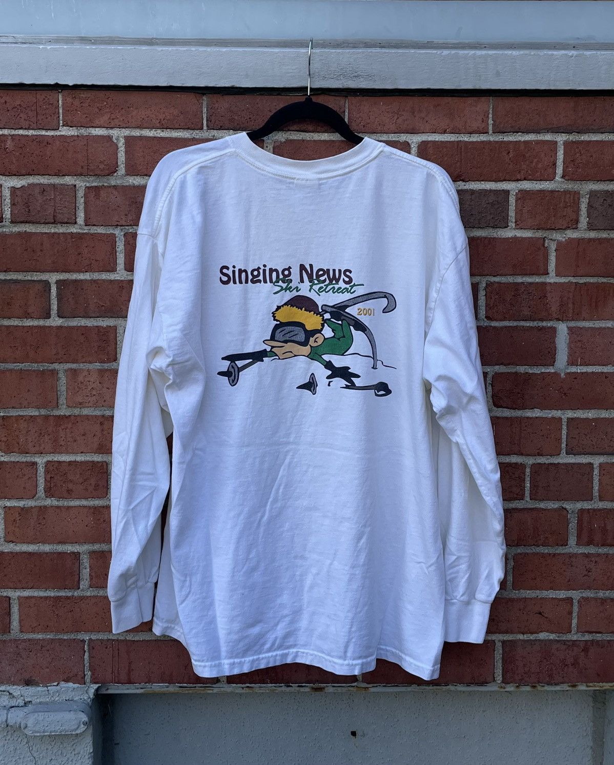 Gildan 2001 Gildan Singing News Ski Resort Graphic Longsleeve Size US XL / EU 56 / 4 - 4 Thumbnail