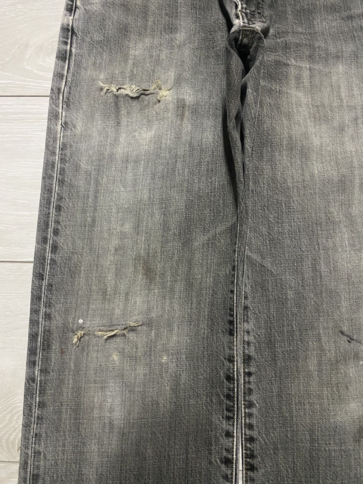 Wrangler Vintage Wrangler Faded Wash Distressed Jeans Size US 29 - 7 Thumbnail