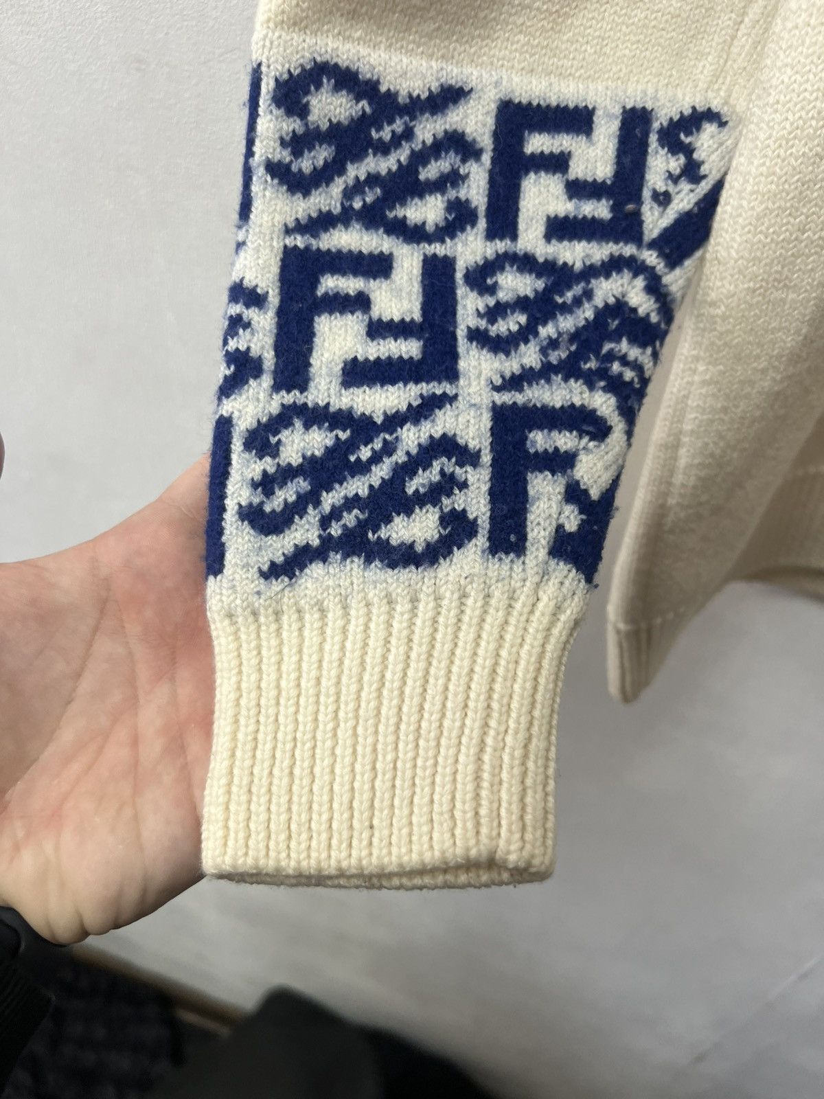 Fendi Fendi Sweater Teddy Wool Mens Size 50 M Luxury Monogram Size US M / EU 48-50 / 2 - 4 Thumbnail