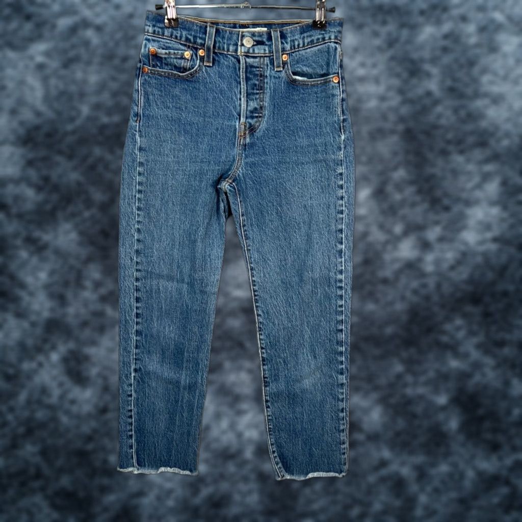 Levi's Levis Womens 25 Wedgie Straight Blue Denim Jeans Distressed Hem Regular 5-Pocket Design Inseam 25 in Cotton Blend Button Rise Mid Blue Jeans Womens Size 42" / US 20 - 1 Thumbnail