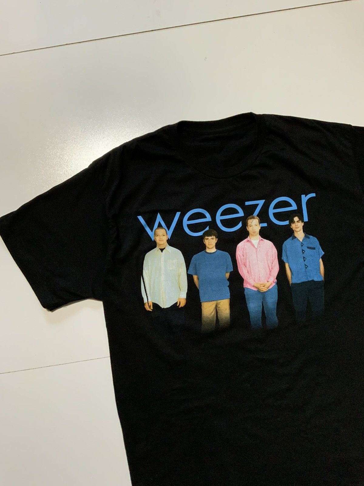 Band Tees Weezer Blue Album Music Rock Band Black Crewneck T-Shirt Size US M / EU 48-50 / 2 - 4 Thumbnail