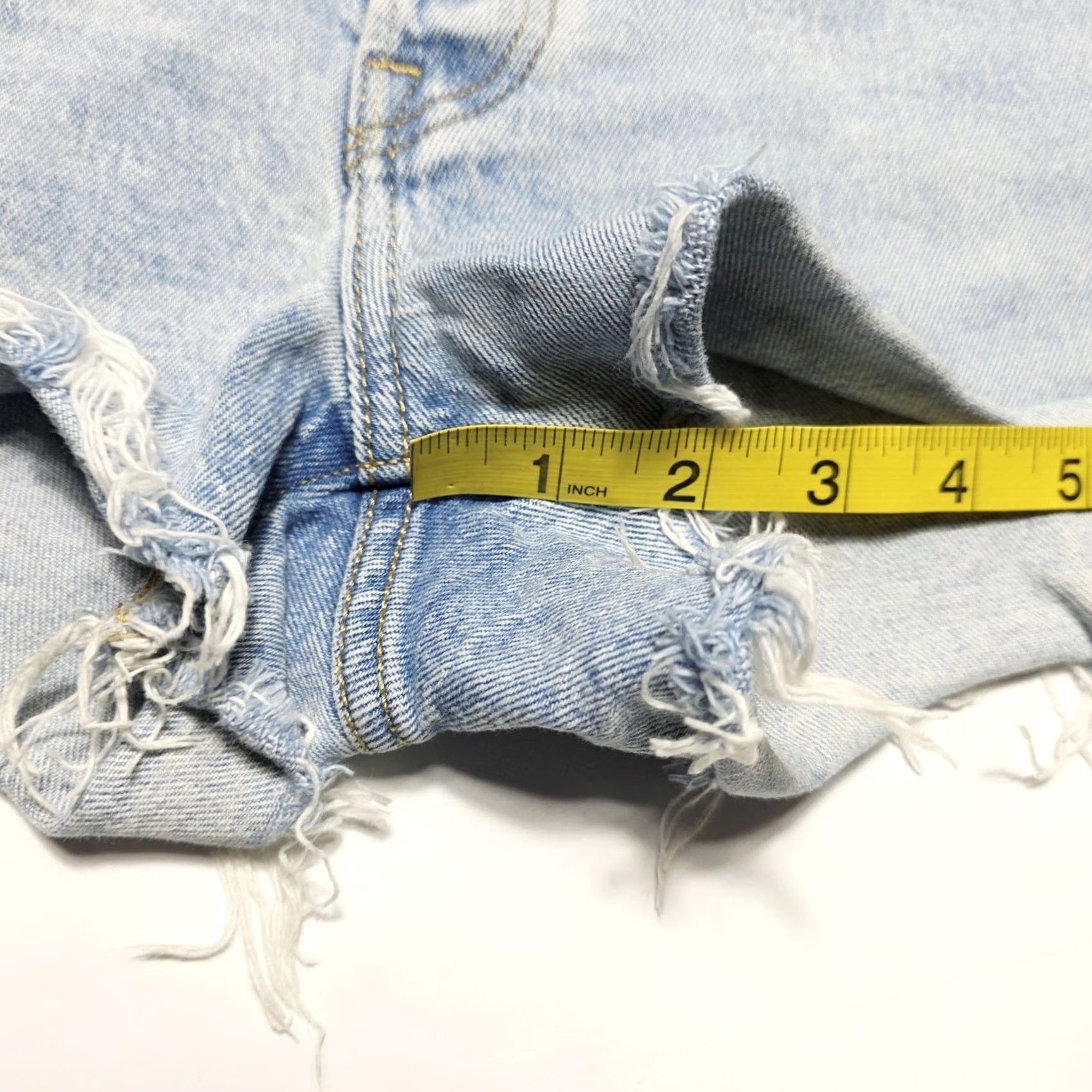 Levi's Levi's 501 Shorts Womens W28 Blue Distressed Denim High Rise Button Fly Cutoff Size 28" / US 6 / IT 42 - 7 Thumbnail