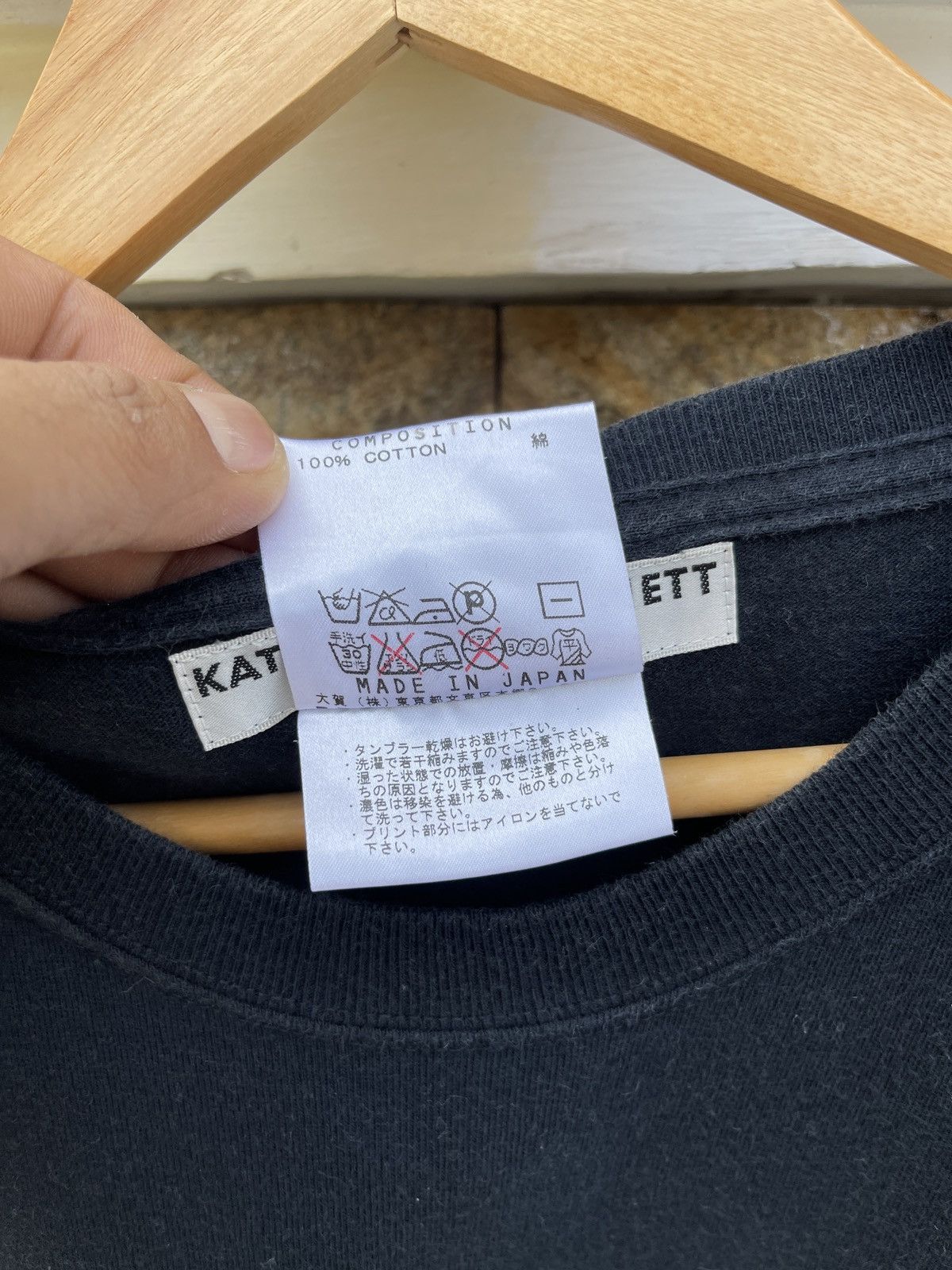 Katharine Hamnett London Last Drop🔥Rare🔥KATHARINE HAMNETT LONDON No War Black Tee Size US L / EU 52-54 / 3 - 6 Thumbnail