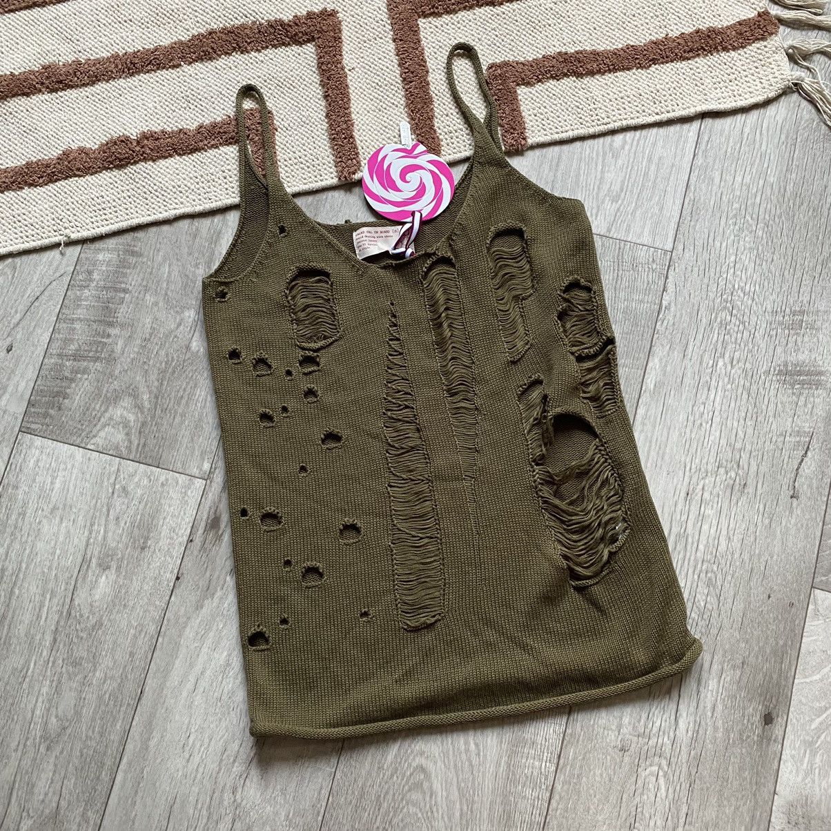 20471120 SALAD GAL ON BOARD RRP $475 GRUNGE DISTRESS TANK TOP Size S / US 4 / IT 40 - 1 Thumbnail