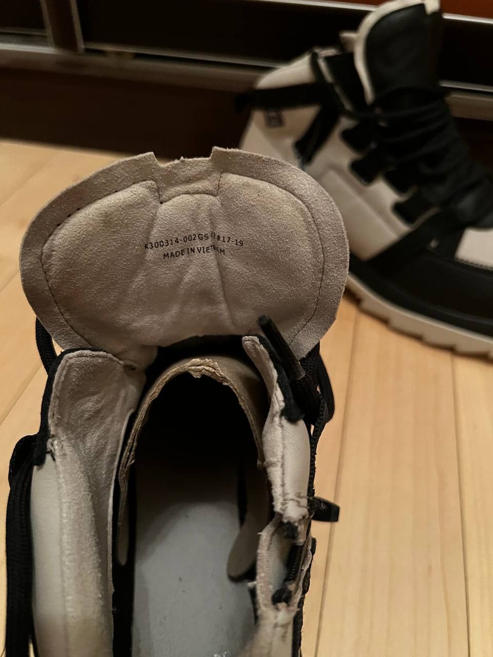 CamperLab Boot Camper Helix gore tex Size US 10 / EU 43 - 4 Thumbnail