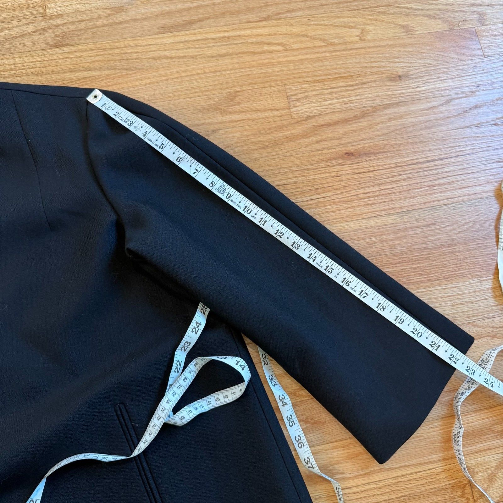 Ralph Lauren Black Label Ralph Lauren Black Label Wool Magnetic Collarless Overcoat Size M / US 6-8 / IT 42-44 - 2 Thumbnail