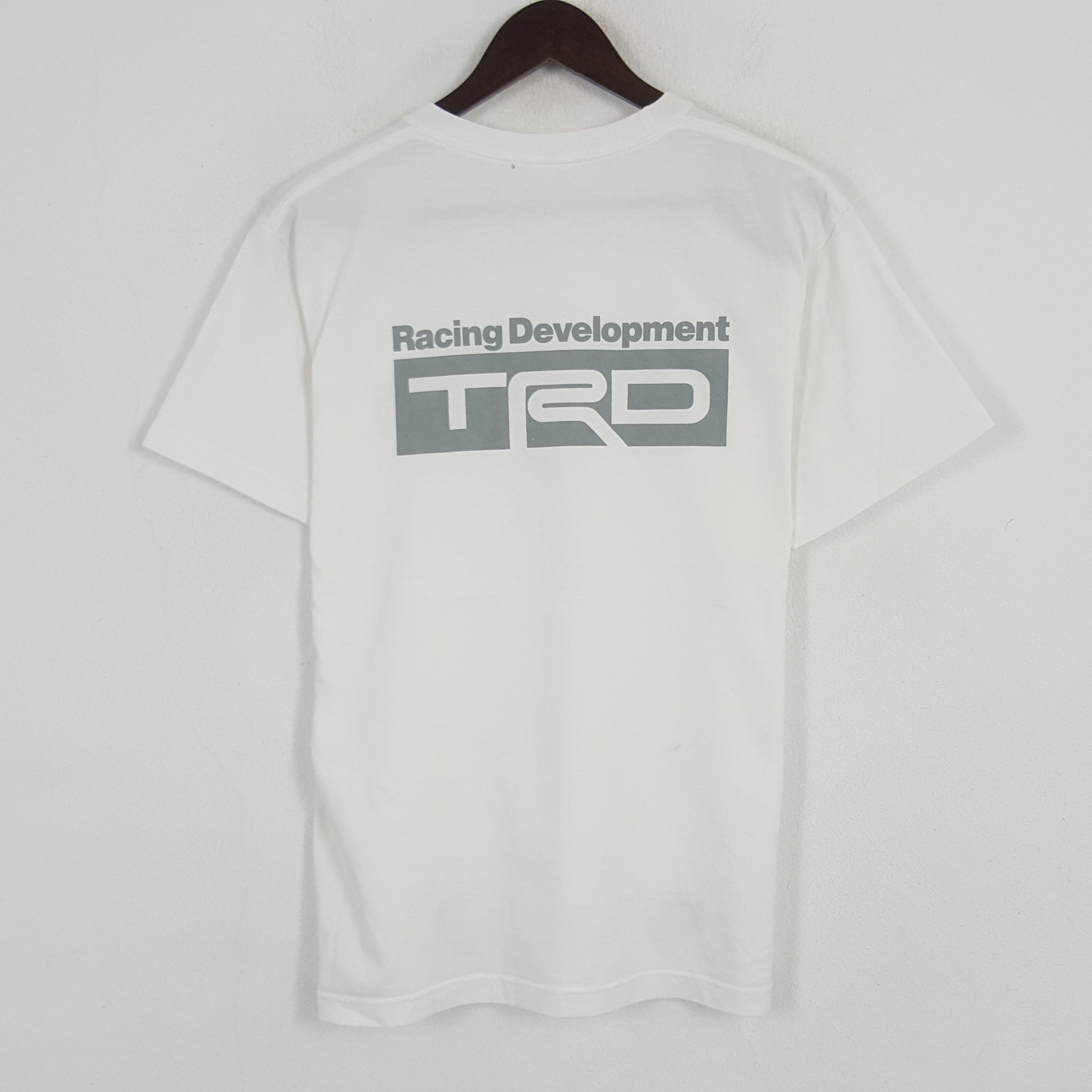 Vintage Vintage TRD Racing Development Sport Racing Tshirt Size US M / EU 48-50 / 2 - 1 Thumbnail