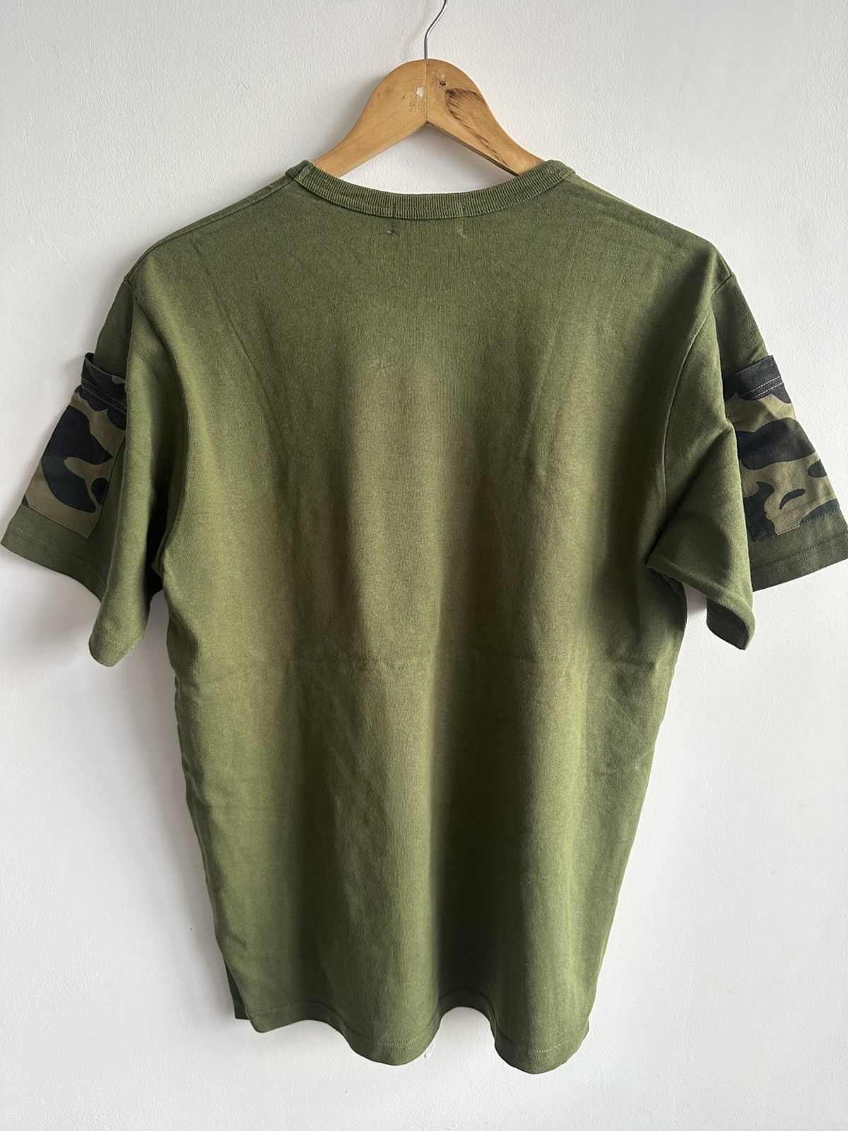 Bape Vintage A Bathing Ape Bape Angry Face Streetwear Japan Size US L / EU 52-54 / 3 - 2 Thumbnail