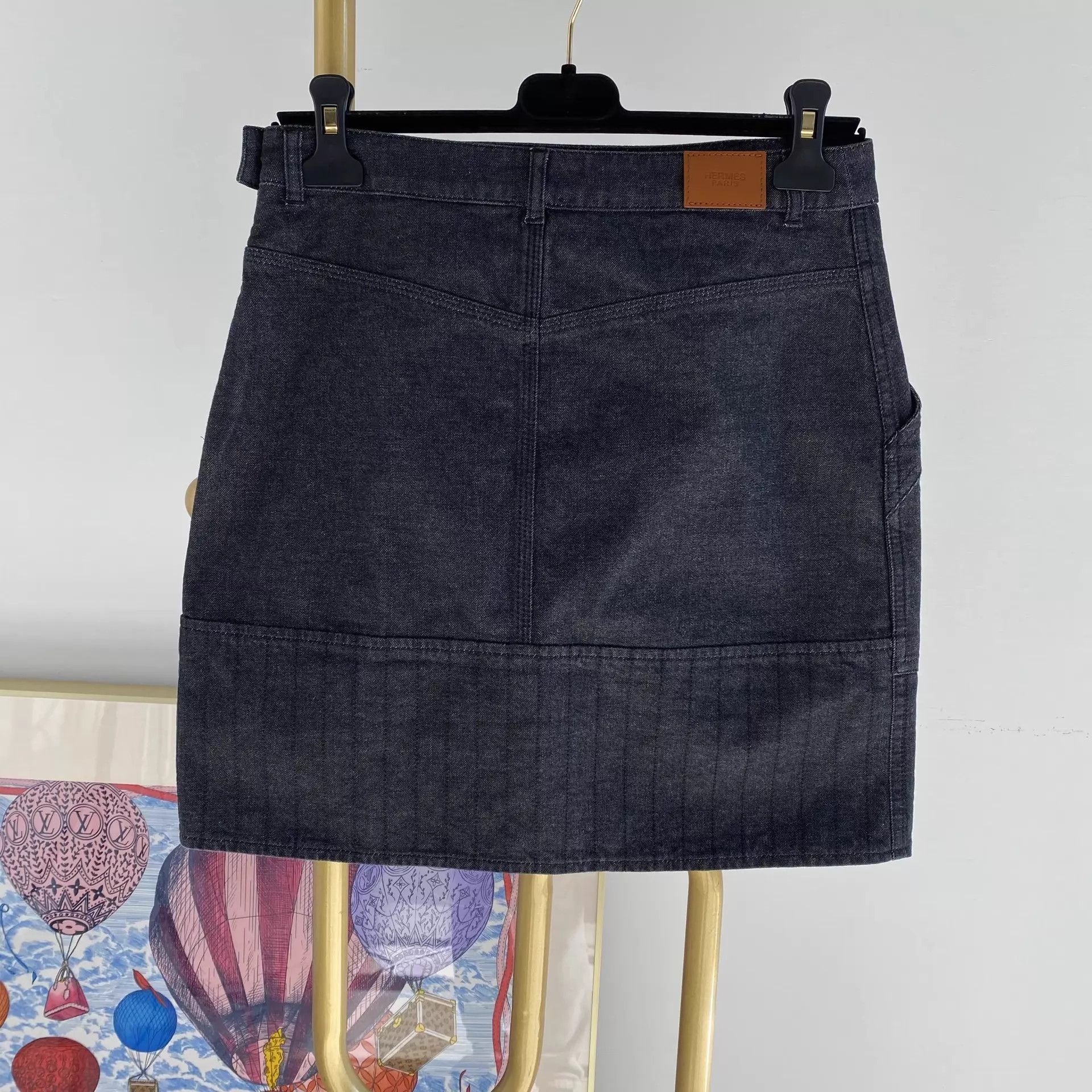 Hermes Hermes Dark Denim Suit 40 Top 38 Skirt Size M / US 6-8 / IT 42-44 - 6 Thumbnail