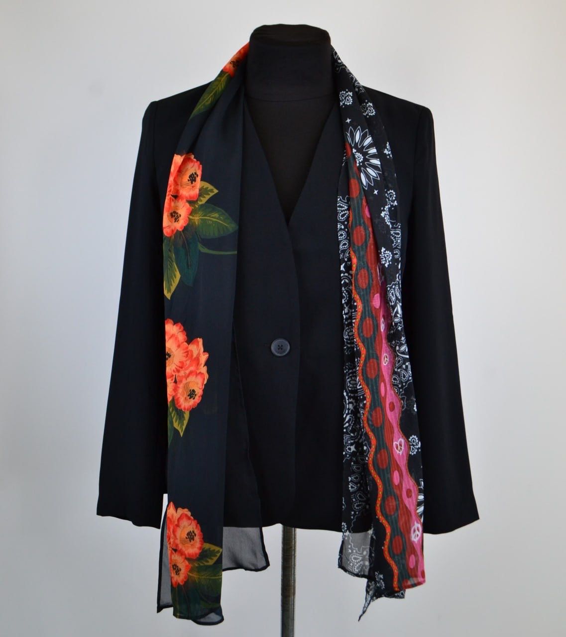 Desigual Desigual Blazer Jacket Career Office Handkerchief Wanita Size L / US 10 / IT 46 - 1 Thumbnail