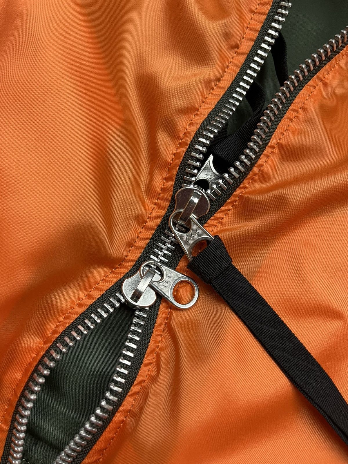 uniform experiment Uniform Experiment 19SS Graffiti Reversible MA-1 Jacket Size US XS / EU 42 / 0 - 19 Thumbnail