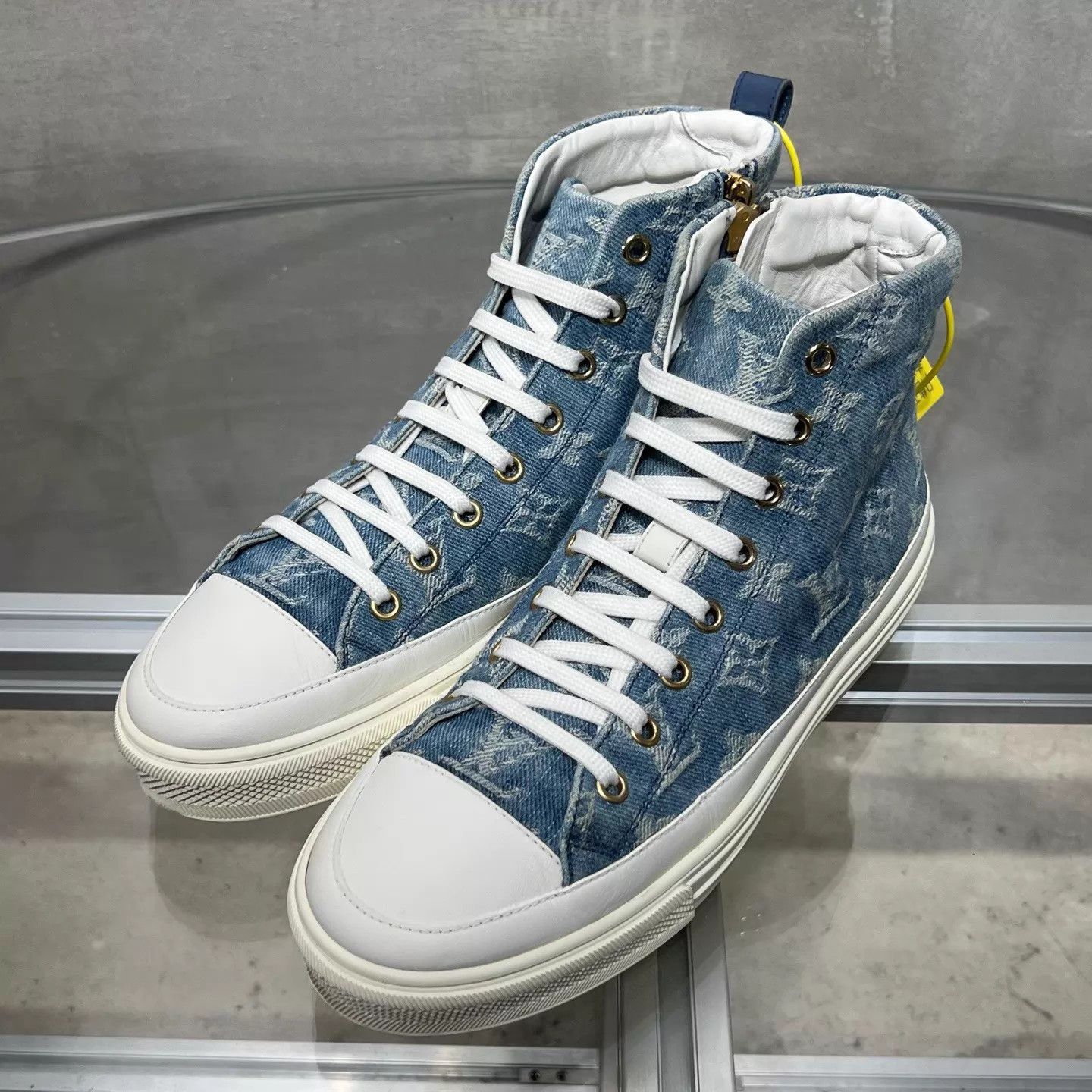 Louis Vuitton LV Monogram Blue Denim High-Top Sneaker UK3/EUR37 Size US 6.5 / IT 36.5 - 2 Thumbnail