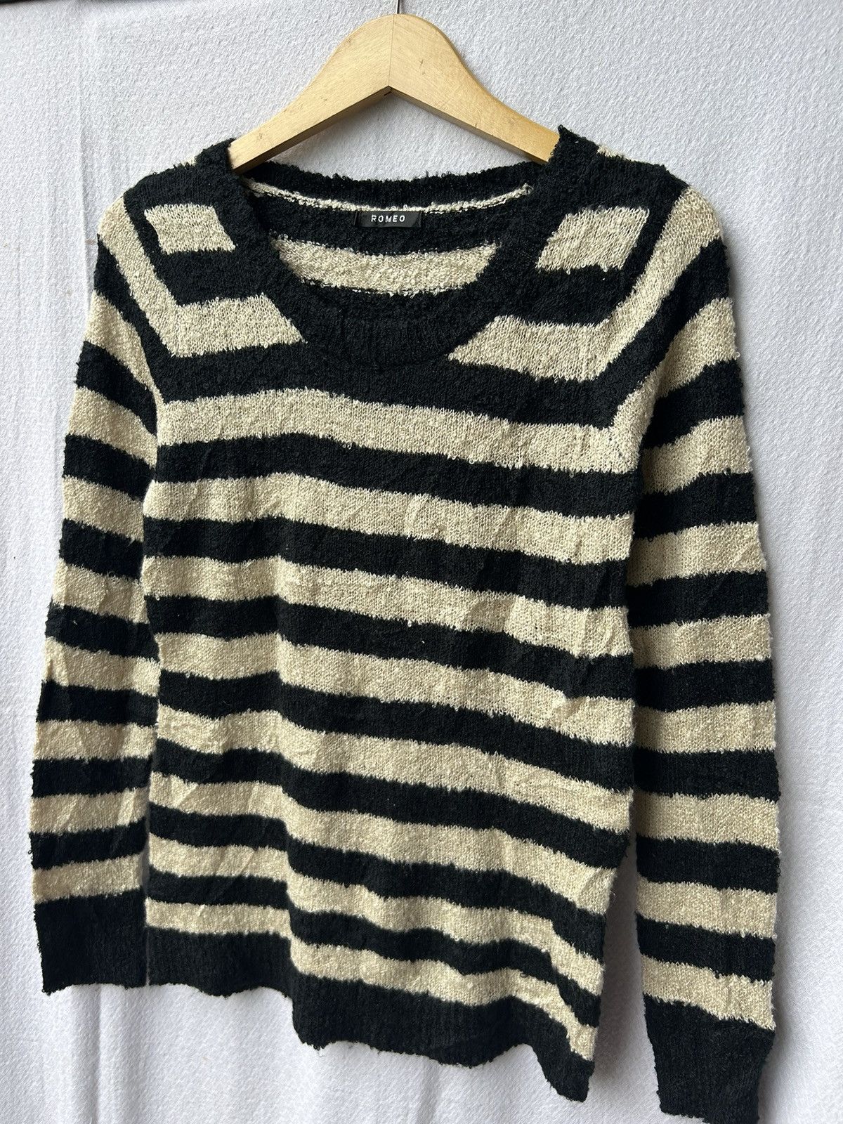 Japanese Brand Japanese Romeo knit fuzzy mohair striped Isseymiyake styled Size US M / EU 48-50 / 2 - 3 Thumbnail