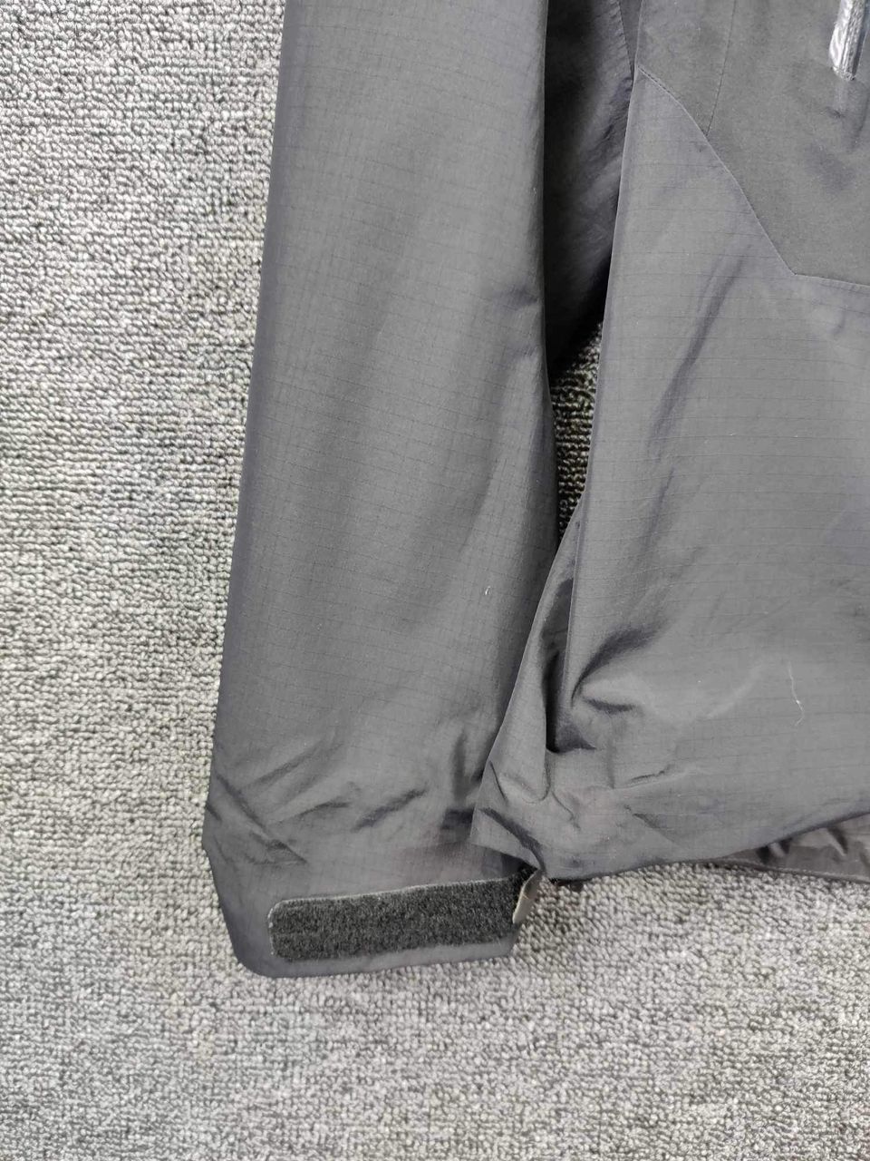 Arc'teryx × Vintage Arcteryx Goretex Outdoor Jacket Size S / US 4 / IT 40 - 4 Thumbnail