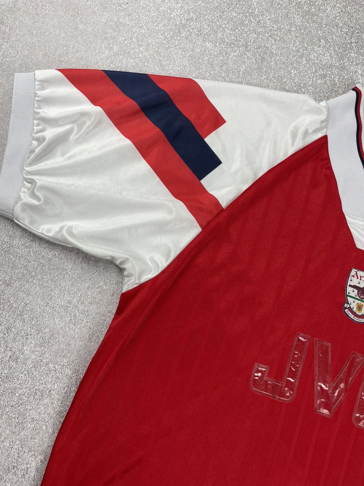 Vintage Vintage Arsenal Football Shirt Soccer Jersey Size L Size US L / EU 52-54 / 3 - 5 Thumbnail