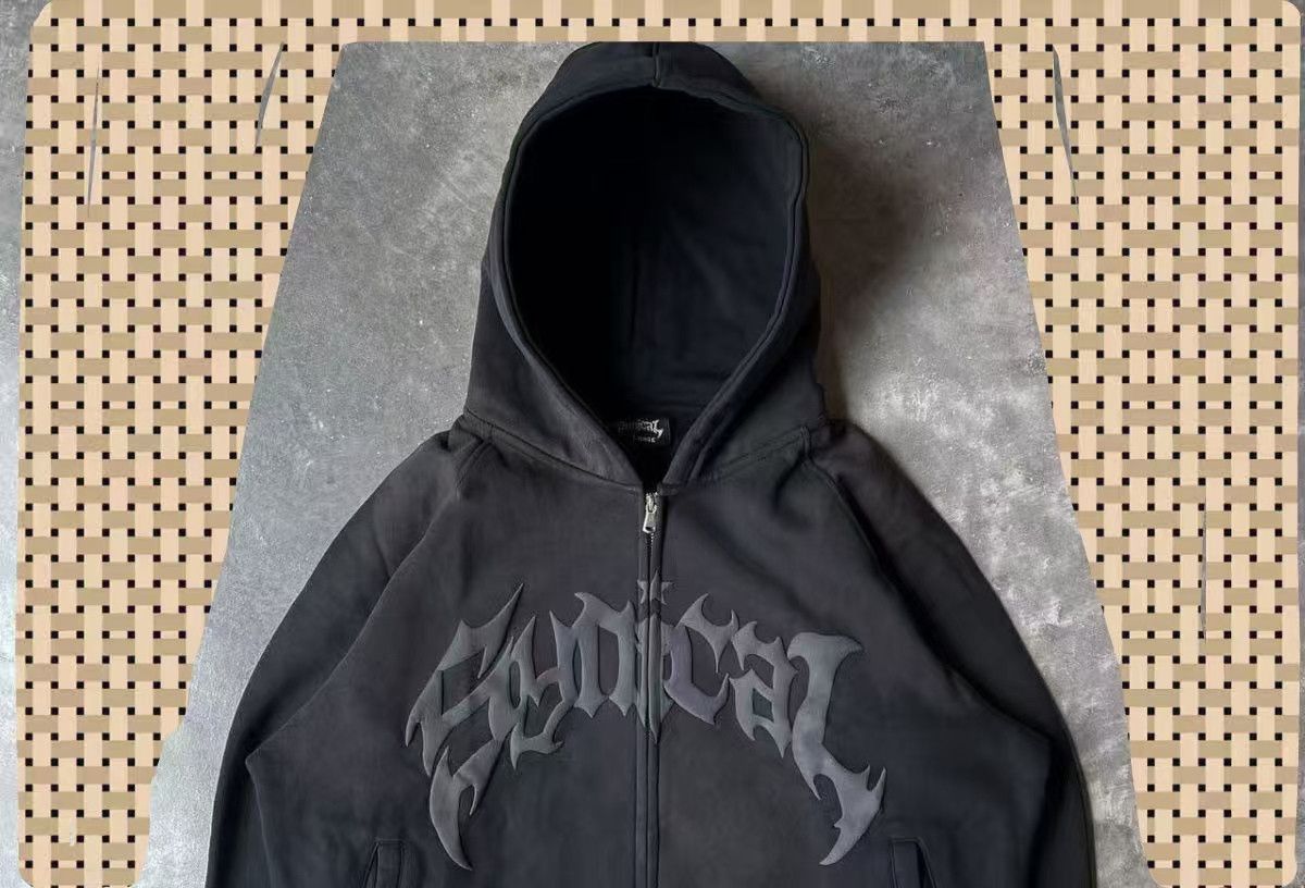 Vintage Black Gothic Zipper Hoodie Size US M / EU 48-50 / 2 - 2 Thumbnail