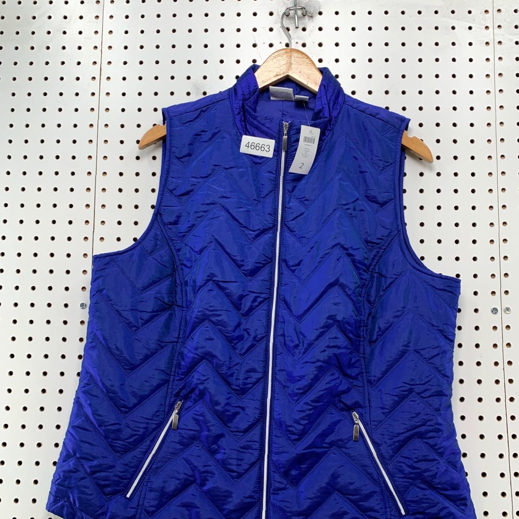 Vintage **VINTAGE NEW Weekend Chico's Women Sleeveless Blue Puffer Vest NWT** User: **NEW Weekend Chico's Women Sleeveless Blue Puffer Vest NWT** Size S / US 4 / IT 40 - 5 Thumbnail