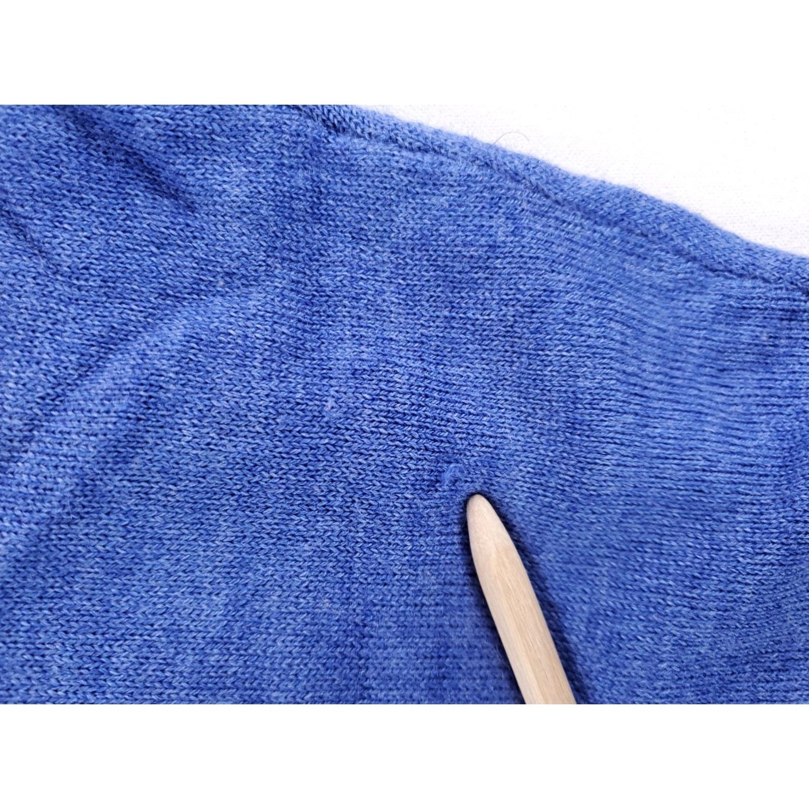 Peter Millar Peter Millar Crown Soft Blue Crew Neck Sweater Mens L 85% Merino 15% Silk Blue Crew Neck Pullover Hoodie? Size US L / EU 52-54 / 3 - 5 Thumbnail