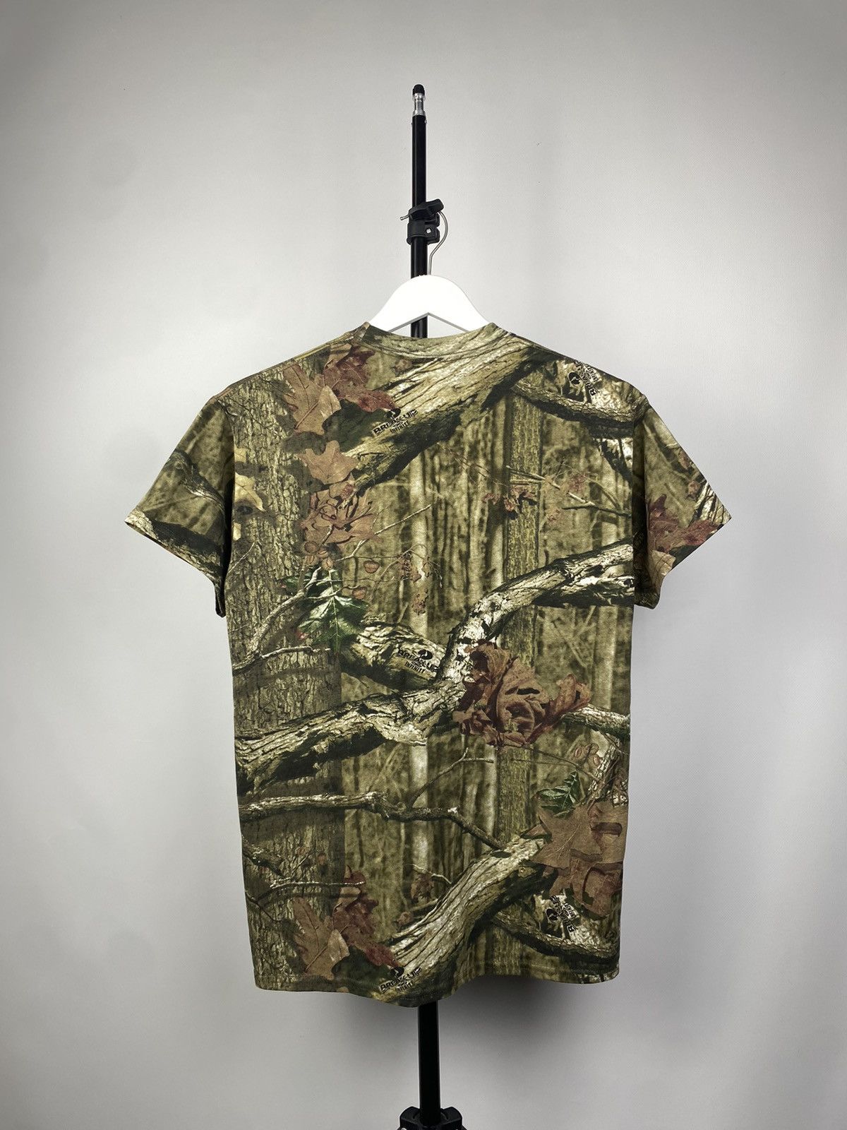 Carhartt × Vintage Crazy Faded Vintage Realtree Camo T-Shirts Size US M / EU 48-50 / 2 - 6 Thumbnail