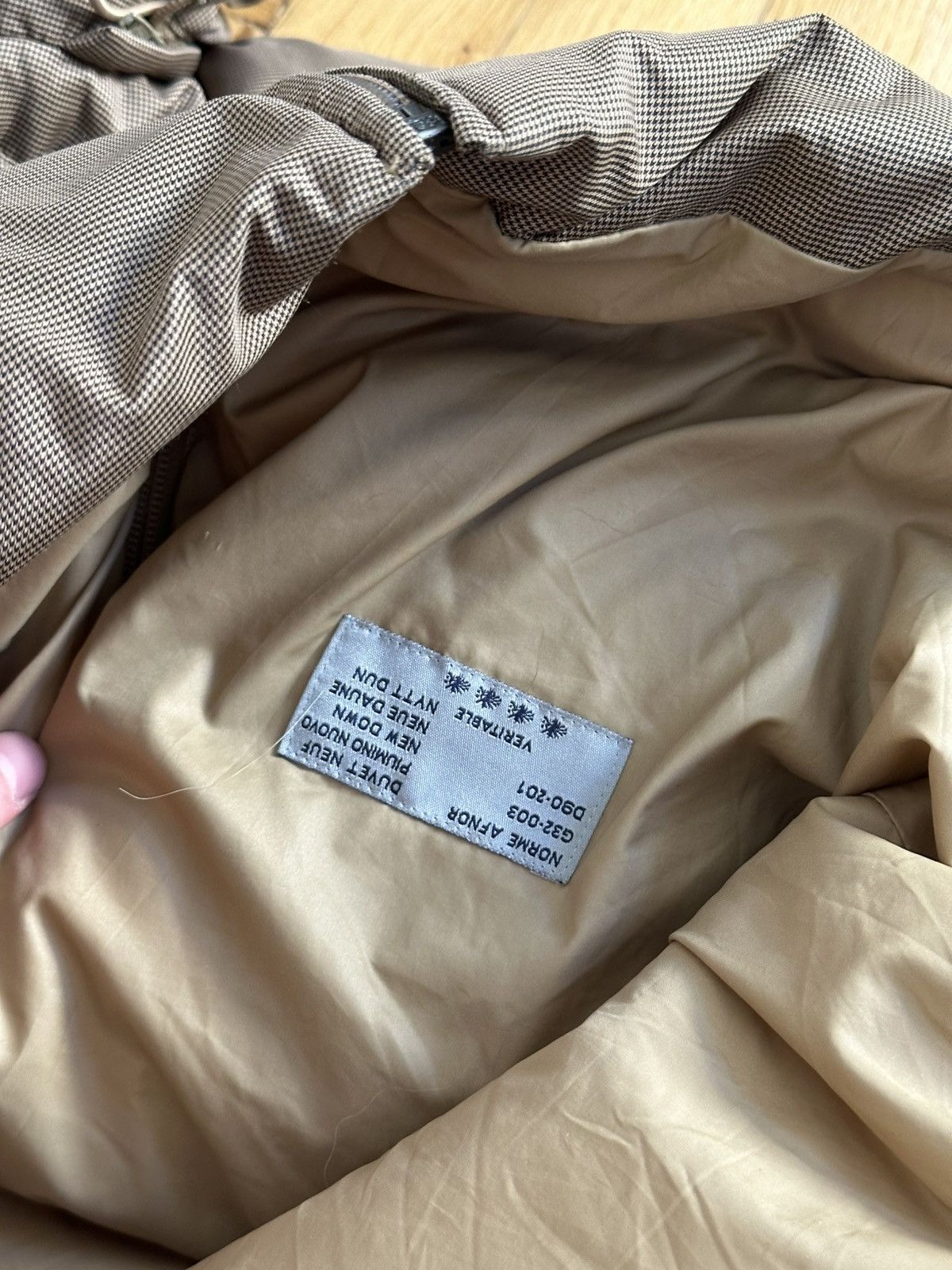 Moncler Moncler Vinatage 90s womens Luxury Down Puffer Jacket Size S / US 4 / IT 40 - 8 Thumbnail