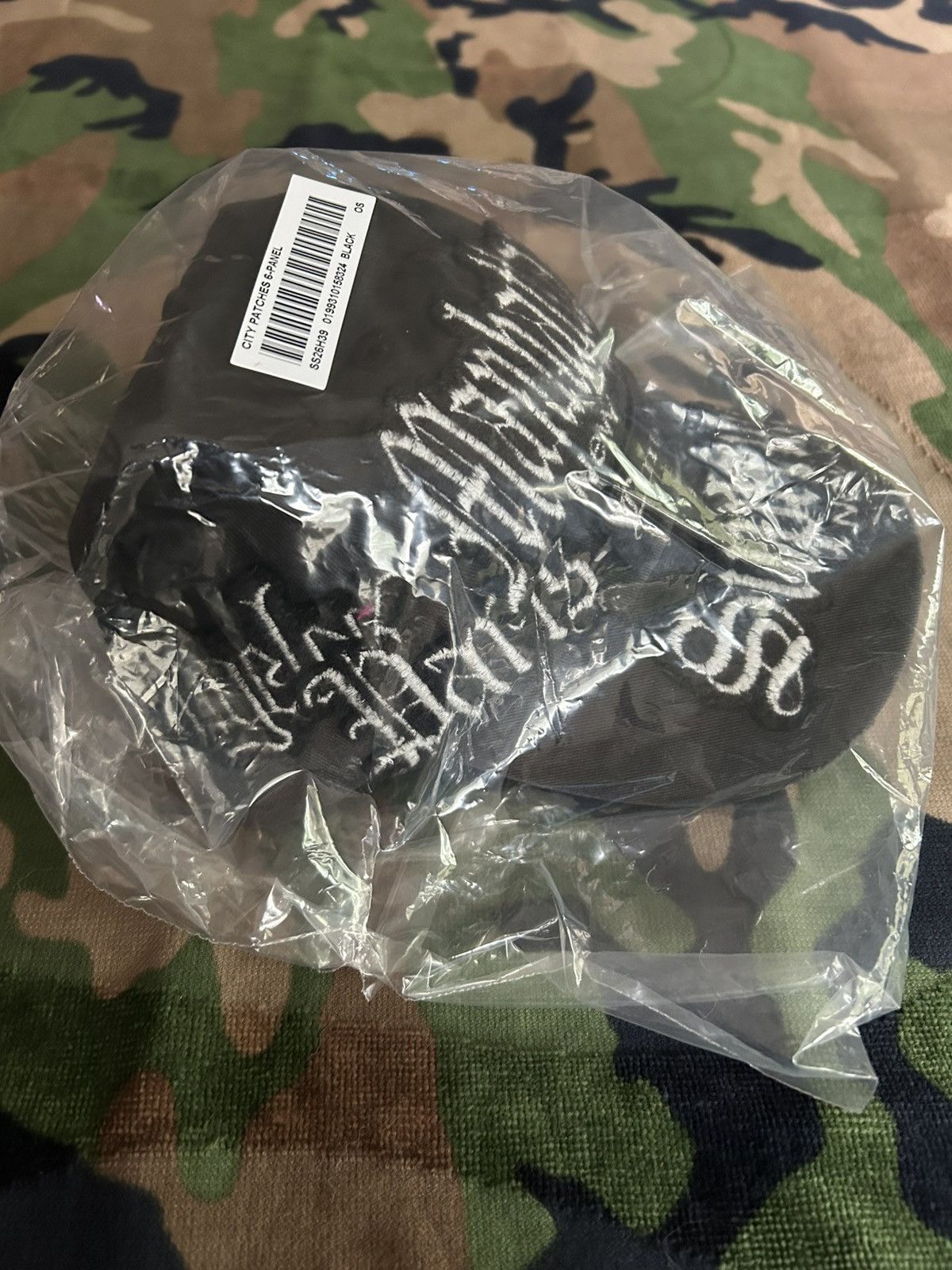Supreme Supreme City Patches 6-Panel Black SS26 Size ONE SIZE - 7 Thumbnail