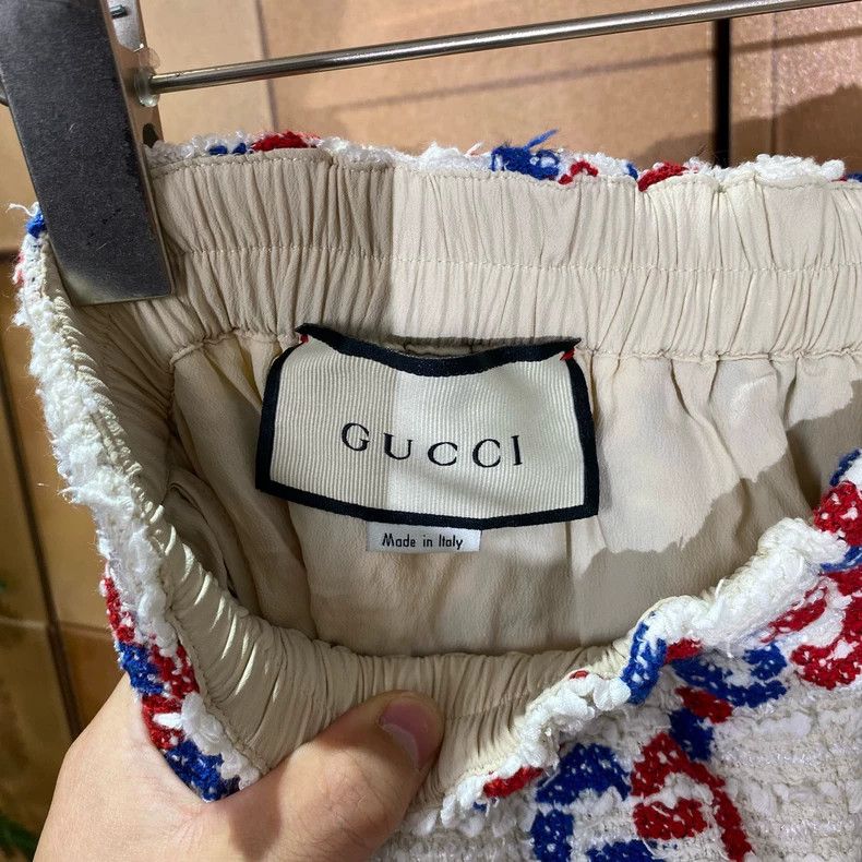 Gucci Gucci Red and blue letters white linen shorts 2504-Nextarro Size 26" / US 2 / IT 38 - 3 Thumbnail