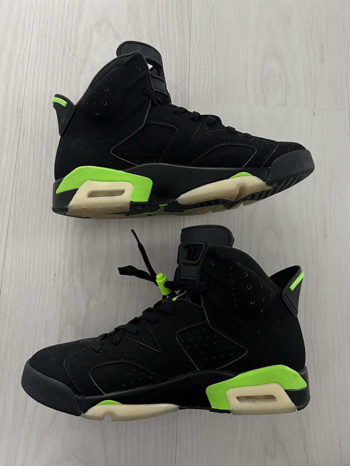 Jordan Brand Jordan 6 “electric green” Size US 9 / EU 42 - 2 Thumbnail