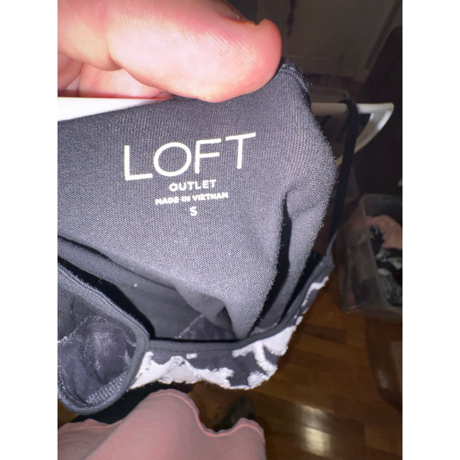 Loft LOFT Outlet Women’s Small Black & White Floral Cami Tank Top Size S / US 4 / IT 40 - 3 Thumbnail