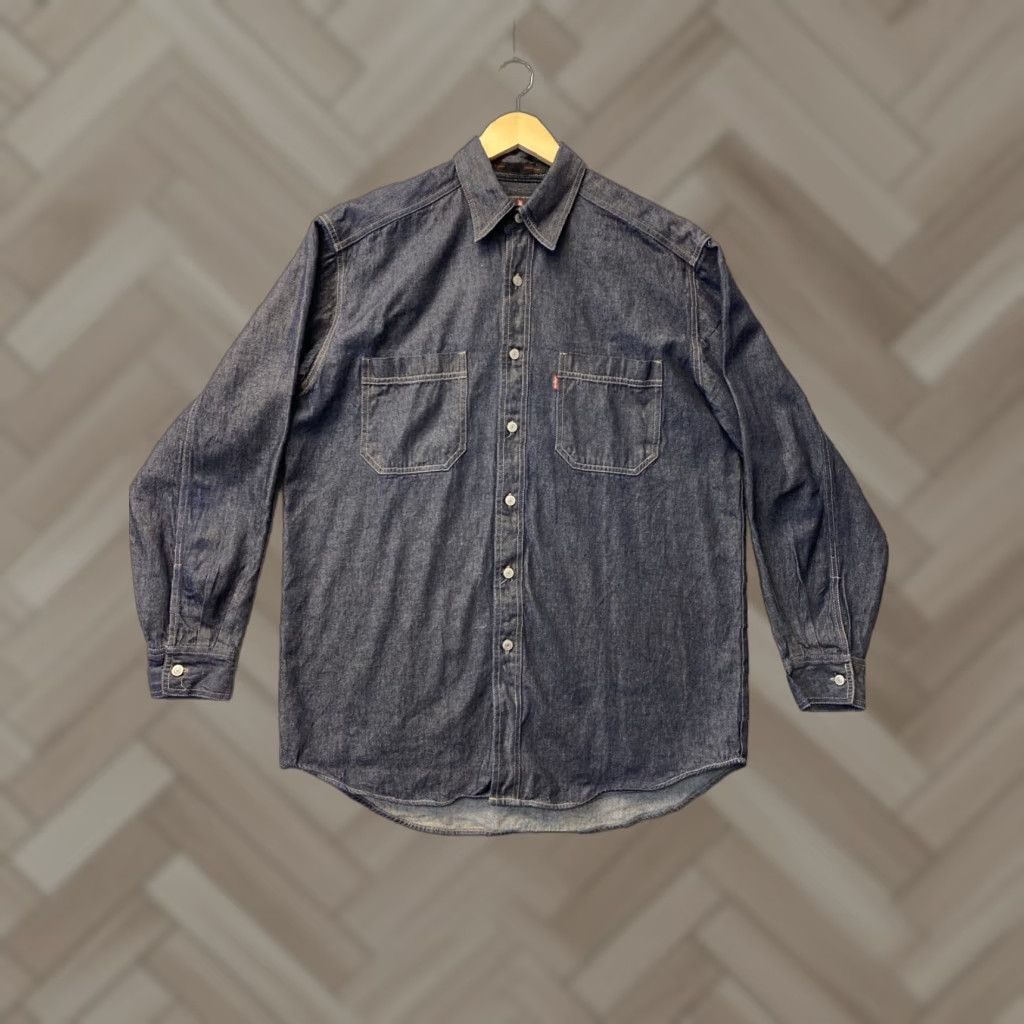 Denime VINTAGE Levi’s Denim Work Shirt Small Loose Fit Men Dark Gray 1980s Workwear Size US S / EU 44-46 / 1 - 1 Thumbnail