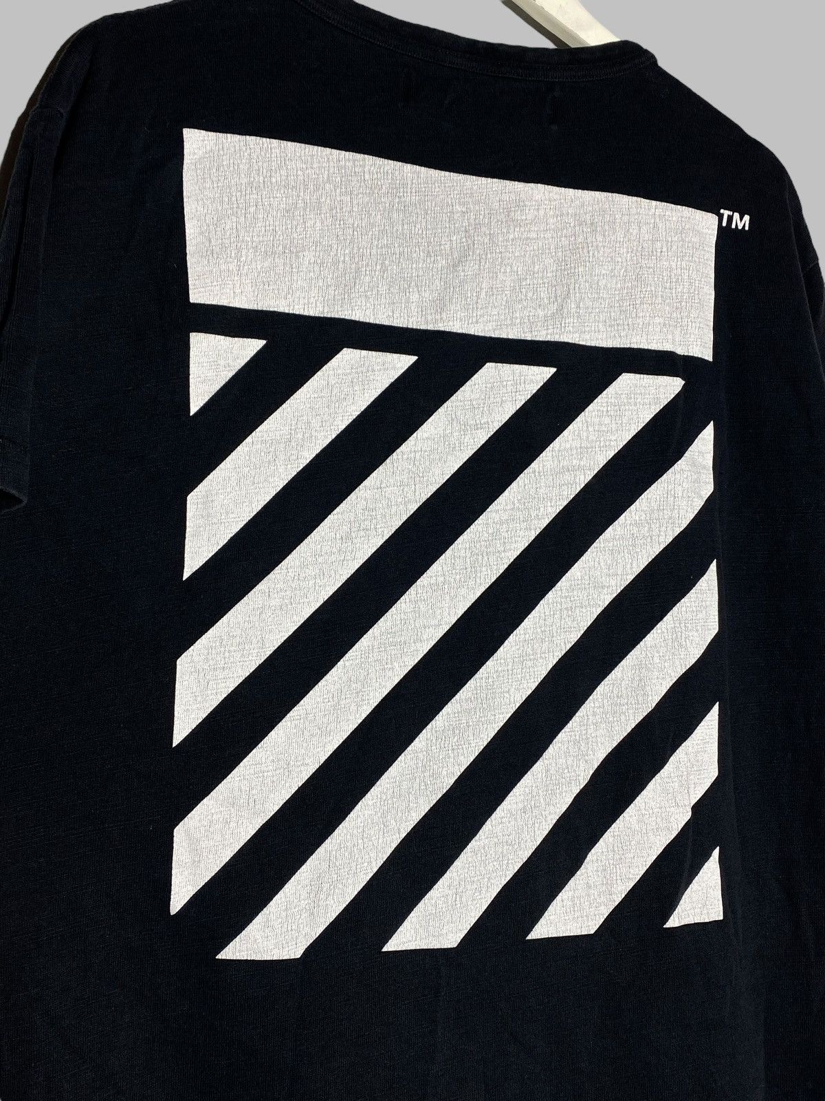 Off-White Off White Caravaggio Graphic Print Authentic T-shirt Size US L / EU 52-54 / 3 - 3 Thumbnail