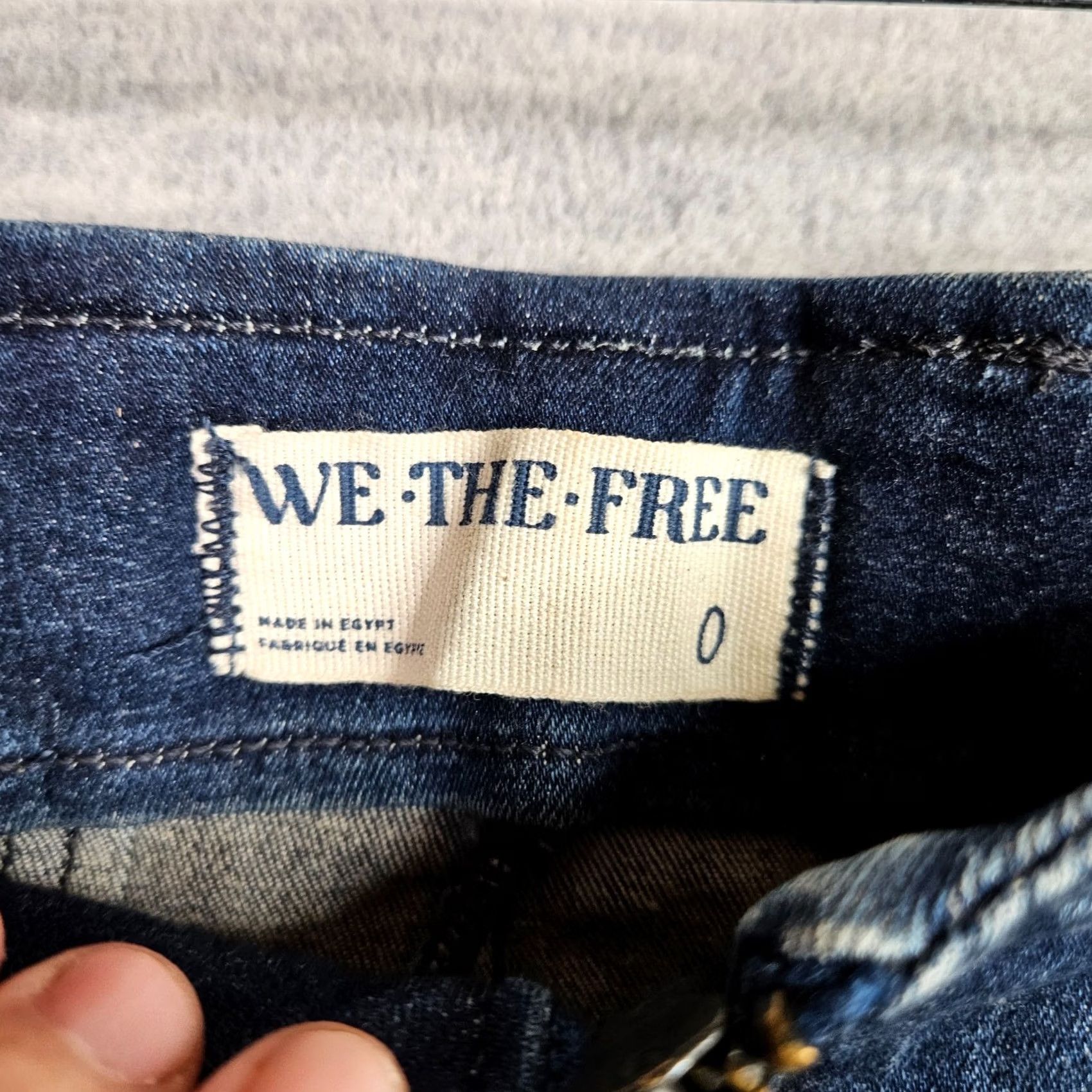 Vintage We The Free Denim Mini Skirt Women Size 0 Blue Raw Hem Casual Size 25" / US 0 / IT 36 - 6 Thumbnail
