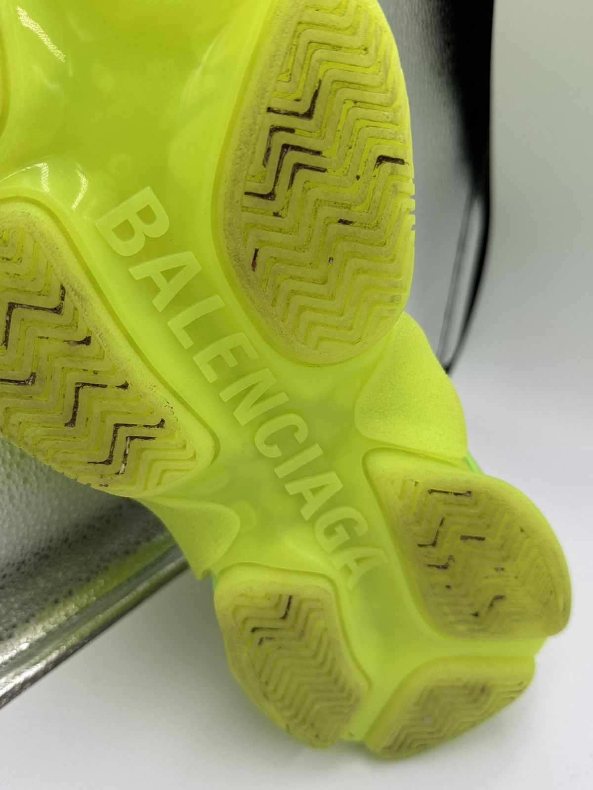 Balenciaga Balenciaga Triple Sevens Size US 6 / EU 39 - 14 Thumbnail