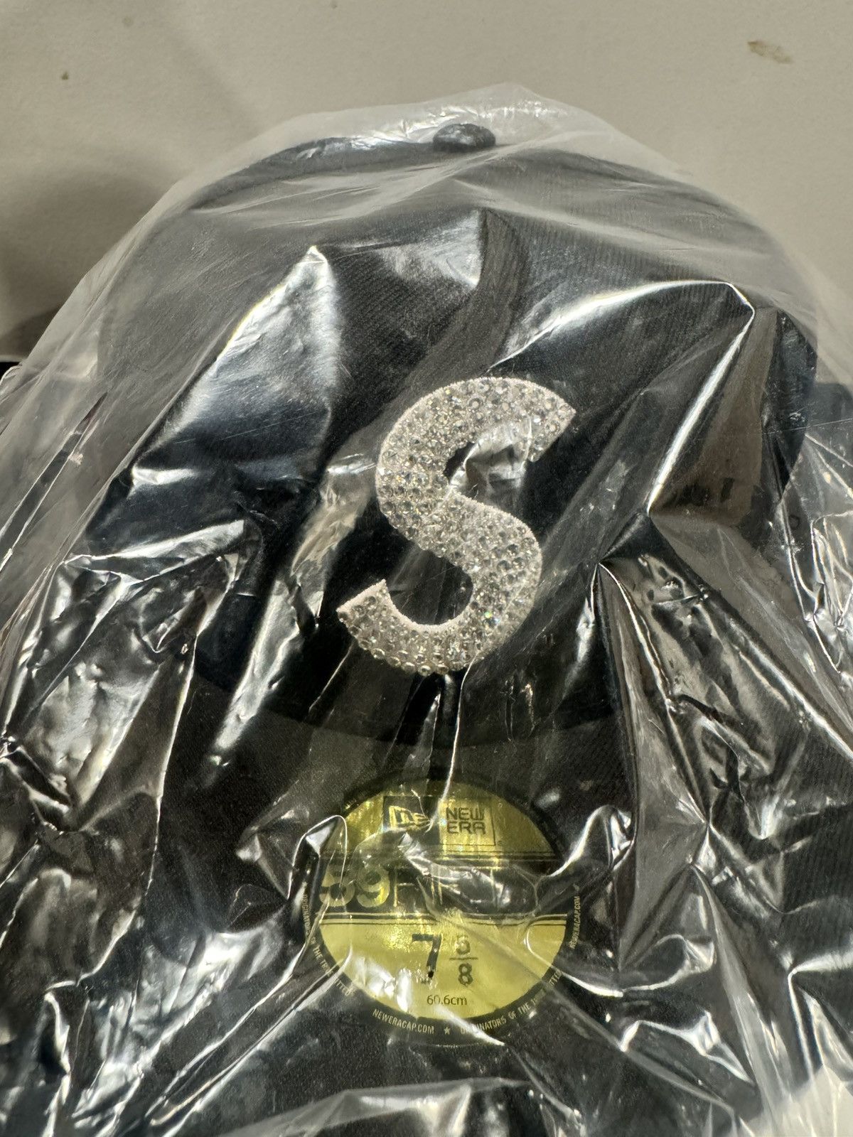 Swarovski® S Logo New Era®