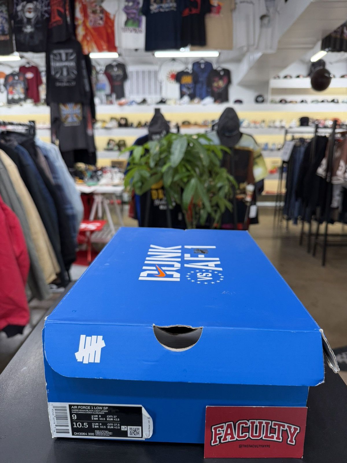 Nike × Undefeated Air Force 1 Low Undefeated Ballistic Size 9 (2021) Size US 9 / EU 42 - 13 Thumbnail