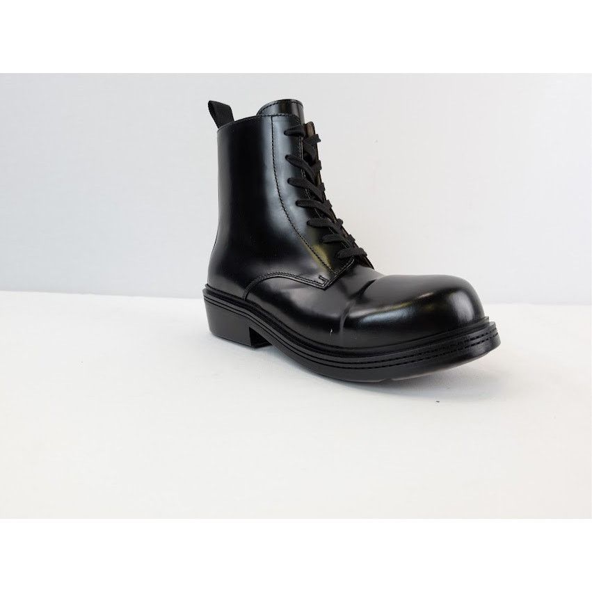 Bottega Veneta o1rshd1 Fireman Ankle Boots in Brushed Vinyl Black Size US 9 / EU 42 - 2 Thumbnail