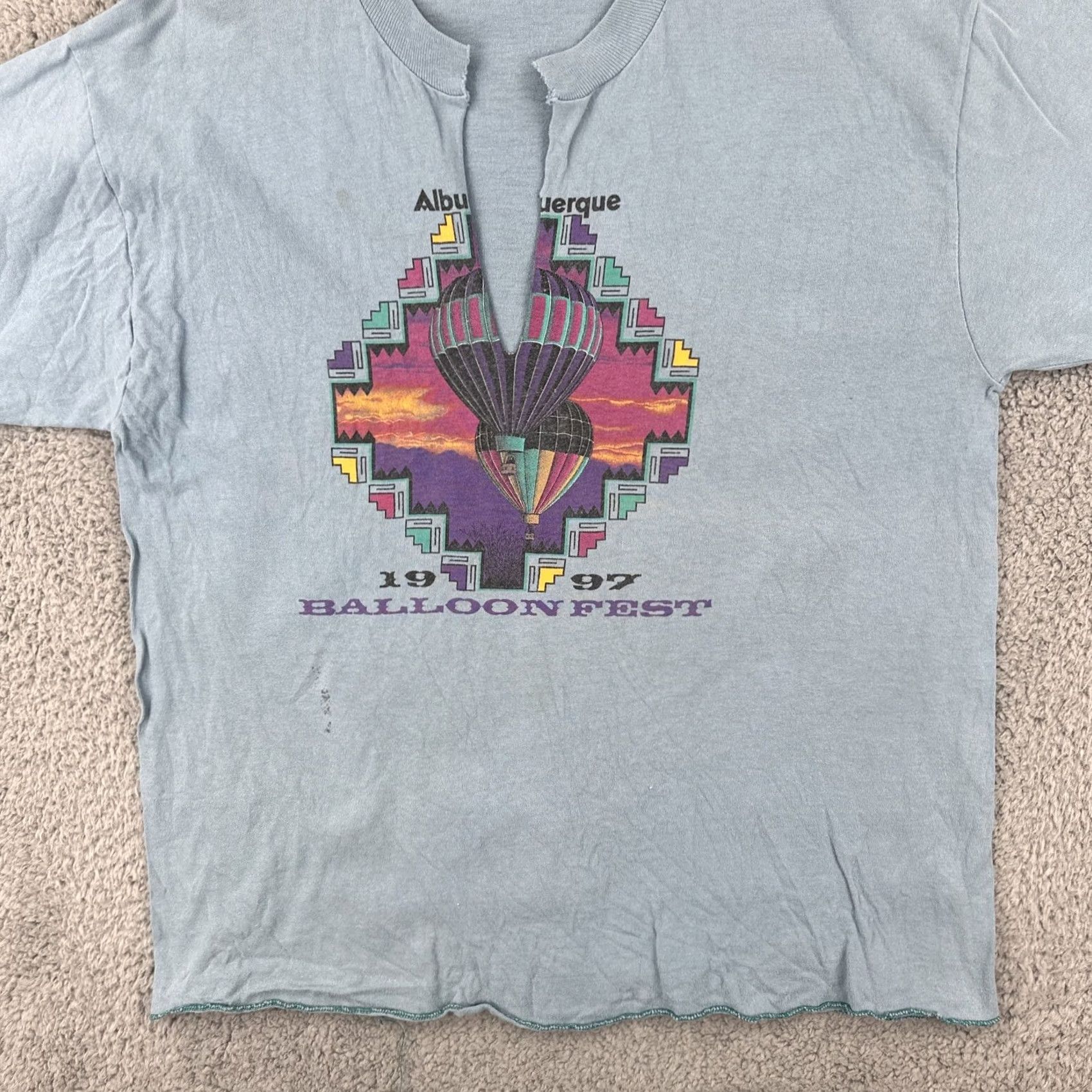 Vintage VINTAGE 1997 Albuquerque Balloon Fiesta T Shirt Distressed Blue Cotton V neck Men L Graphic Tee Size US L / EU 52-54 / 3 - 5 Thumbnail