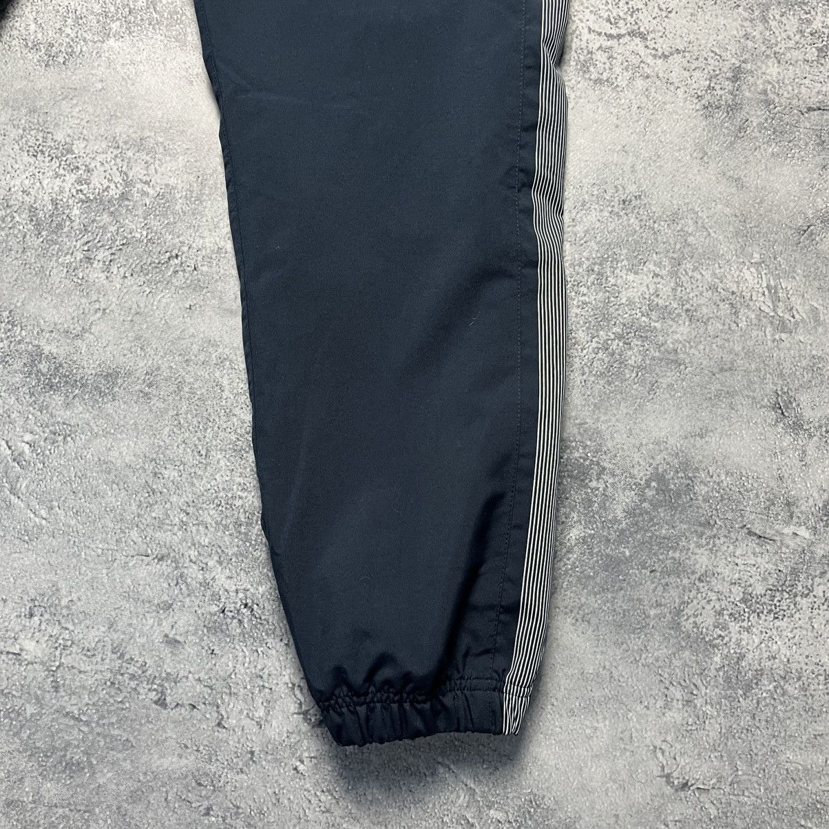 Nike Vintage Nike Nylon Track Pants Swoosh Y2K Streetwear Drill Size US 32 / EU 48 - 6 Thumbnail