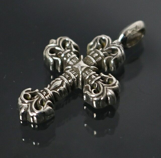 Chrome Hearts Chrome Hearts Tiny Filigree Cross Pendant Size ONE SIZE - 1 Thumbnail