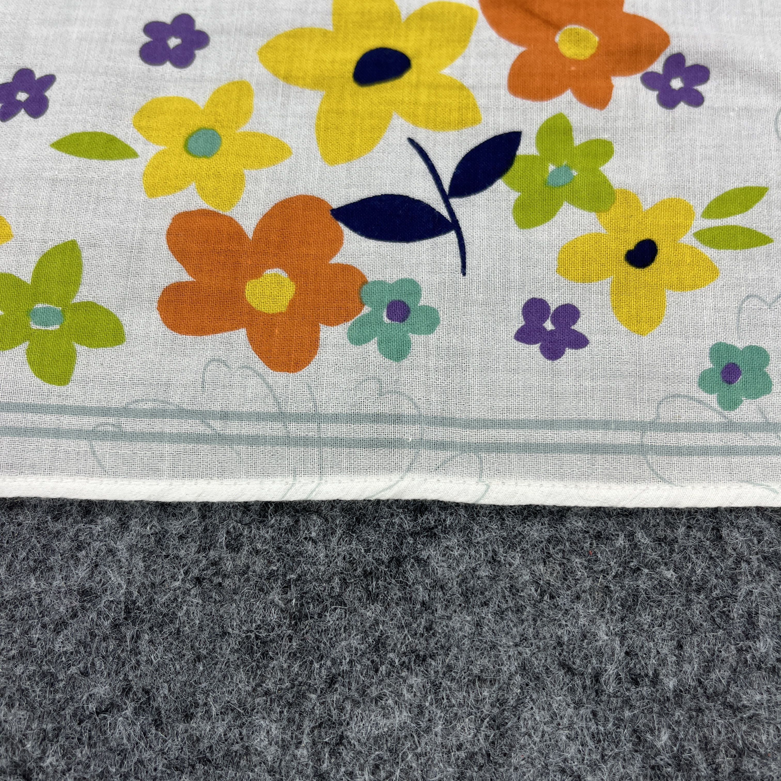 United Colors Of Benetton United Colors Of Benetton Handkerchief / Neckerchief B1122 Size ONE SIZE - 6 Thumbnail