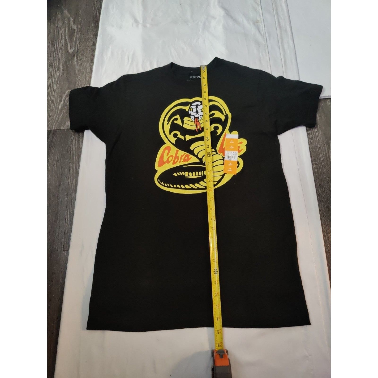 Other Cobra Kai Black/Yellow Tee T-Shirt M 38/40 2021 NEW Size US M / EU 48-50 / 2 - 6 Thumbnail