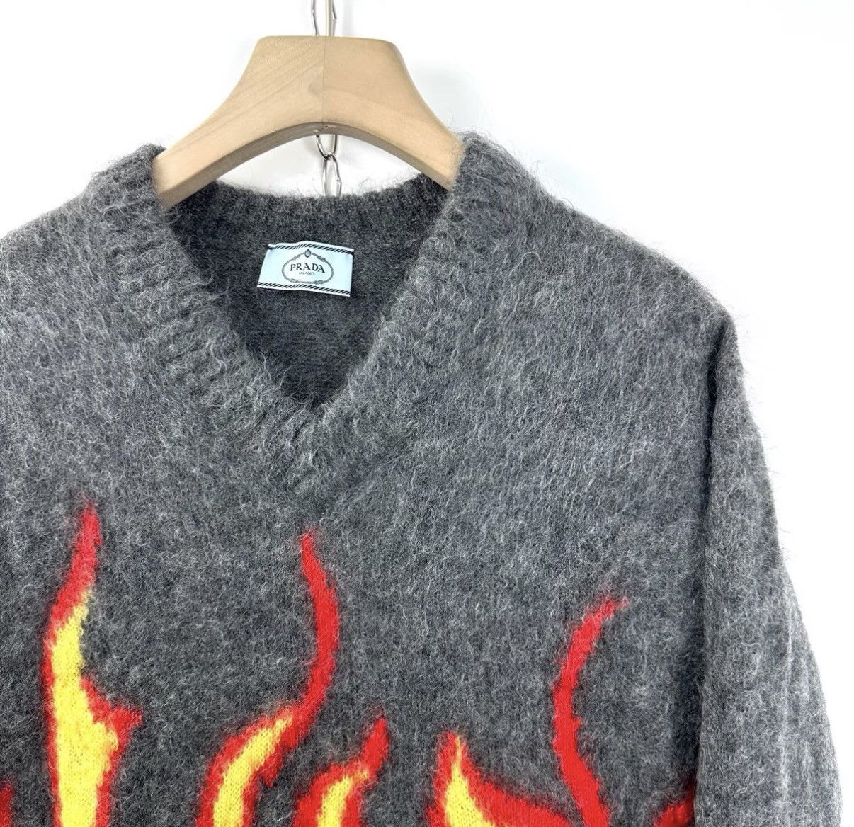 Prada Prada Grey Flame Mohair V-Neck Sweater K12 Size XS / US 0-2 / IT 36-38 - 3 Thumbnail
