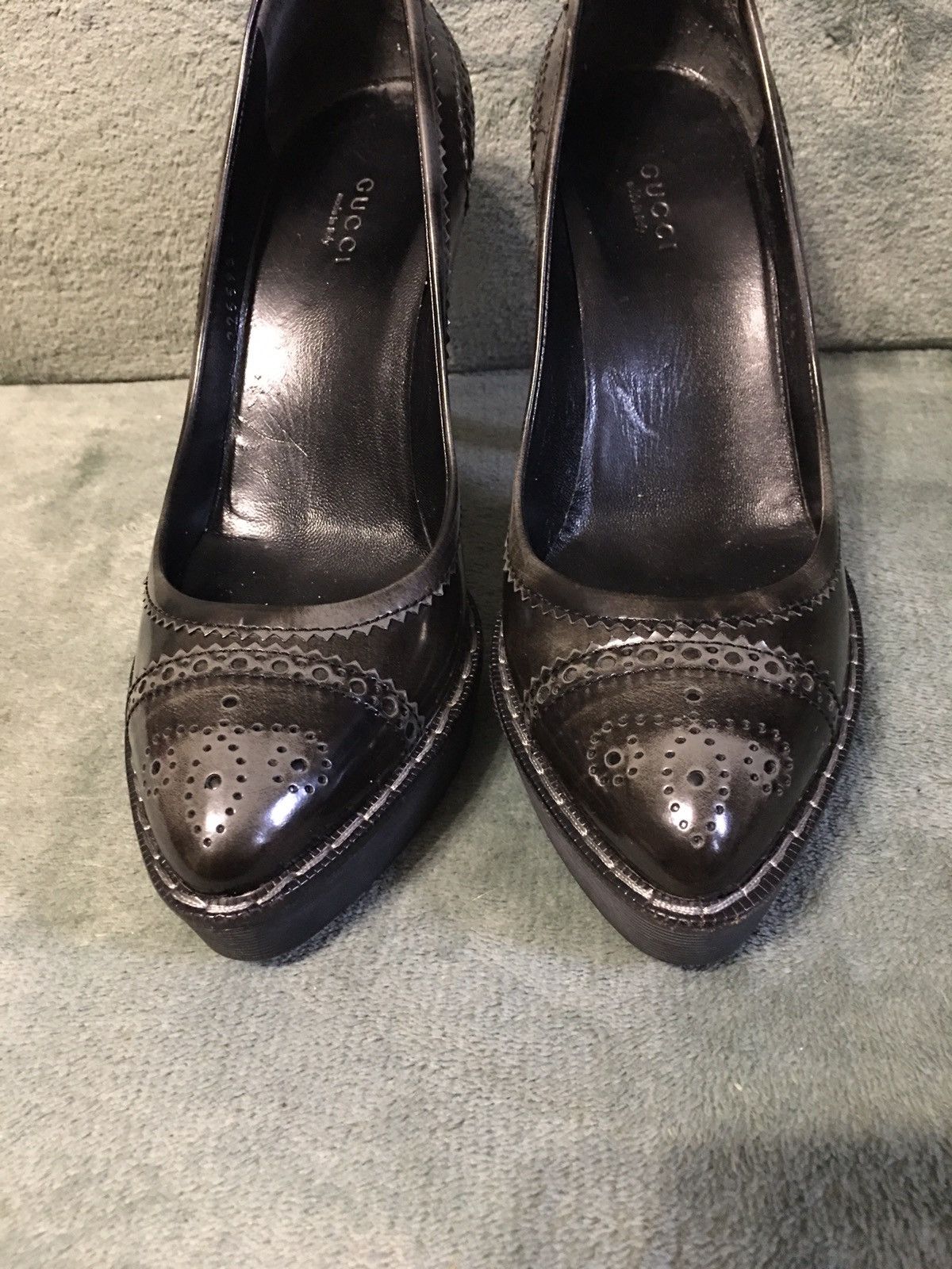 Gucci Gucci Two Tone Brogue Leather Cap Toe Platform Pumps EU38.5 Size US 8.5 / IT 38.5 - 9 Thumbnail