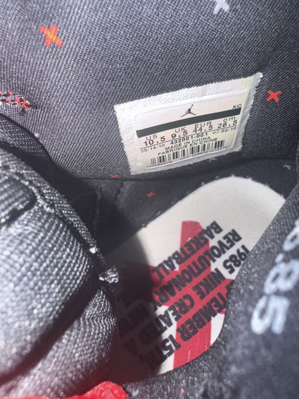 Jordan Brand 2011 BANNED JORDAN 1 (RARE) Size US 10.5 / EU 43-44 - 4 Thumbnail