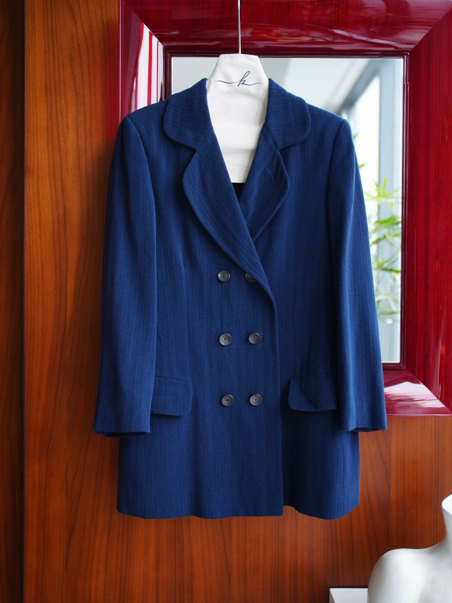 Gucci Gucci Vintage Navy Herringbone Horn Button Suit Jacket L Size L / US 10 / IT 46 - 2 Thumbnail