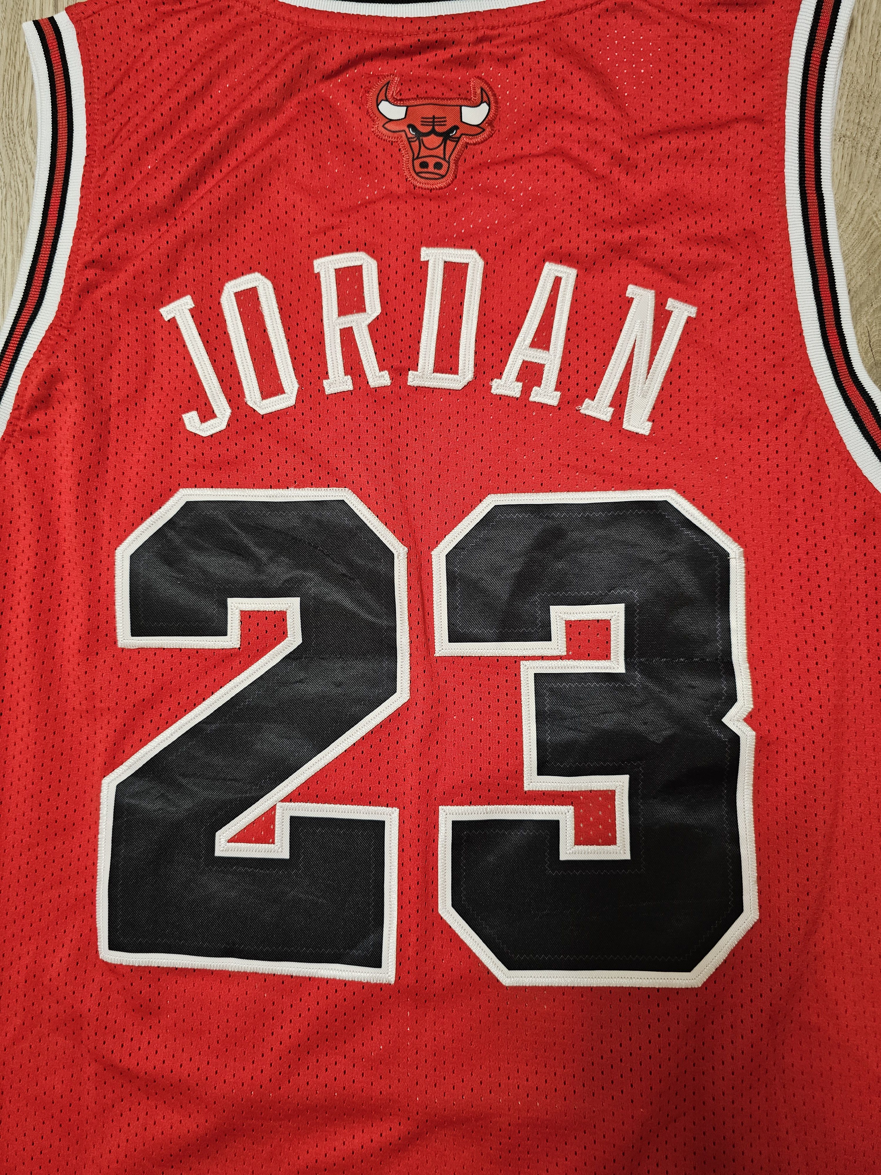 All Sport × NBA × Vintage CHICAGO BULLS NIKE VINTAGE JORDAN JERSEY BASKETBALL SHIRT Size US S / EU 44-46 / 1 - 3 Thumbnail