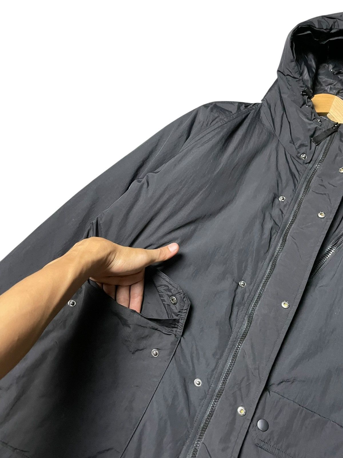 GU × Japanese Brand × Uniqlo GU Brand Multipocket Hooded Jacket (66) Size US L / EU 52-54 / 3 - 7 Thumbnail